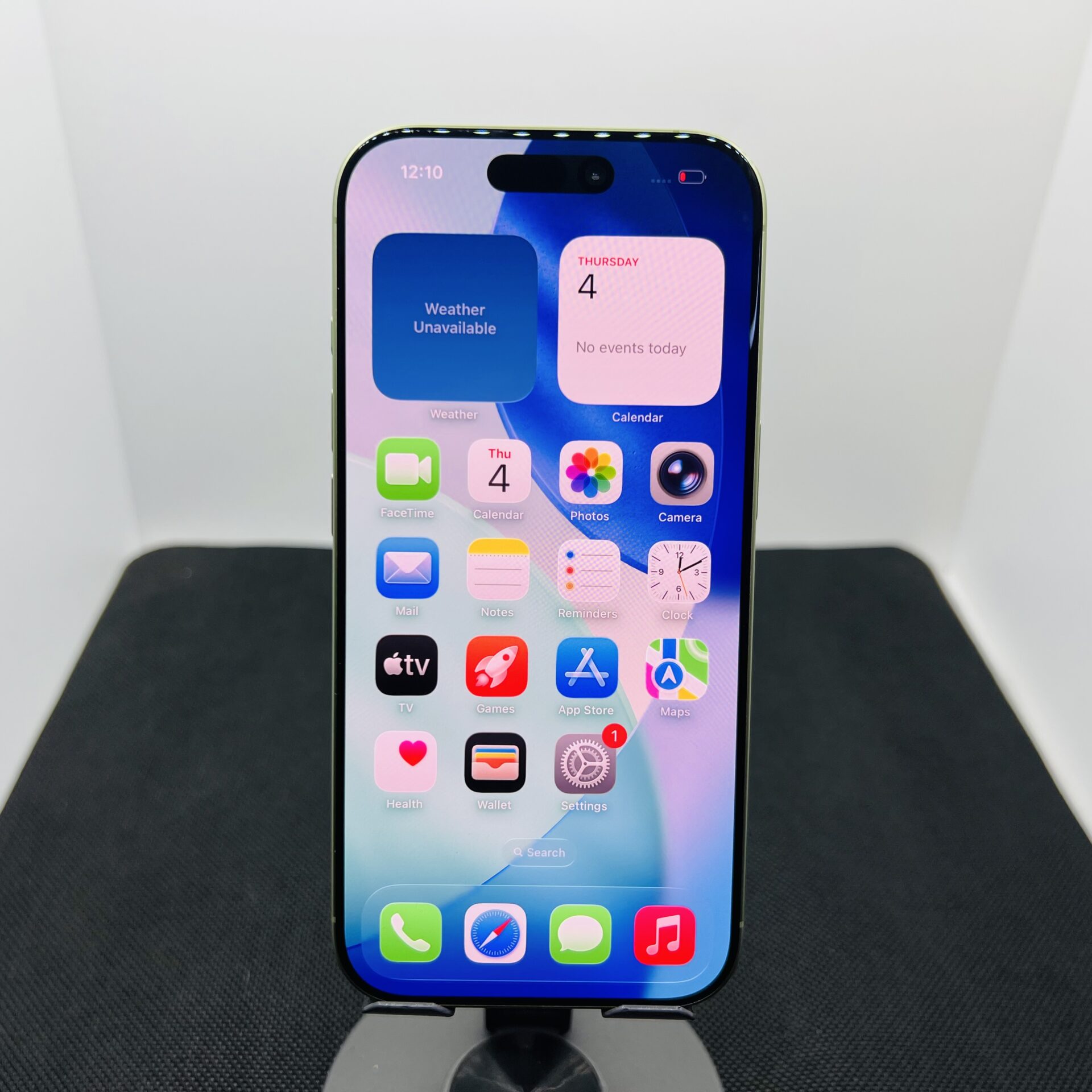 Apple iPhone 17 256GB Sage – (Grade B) - Image 2