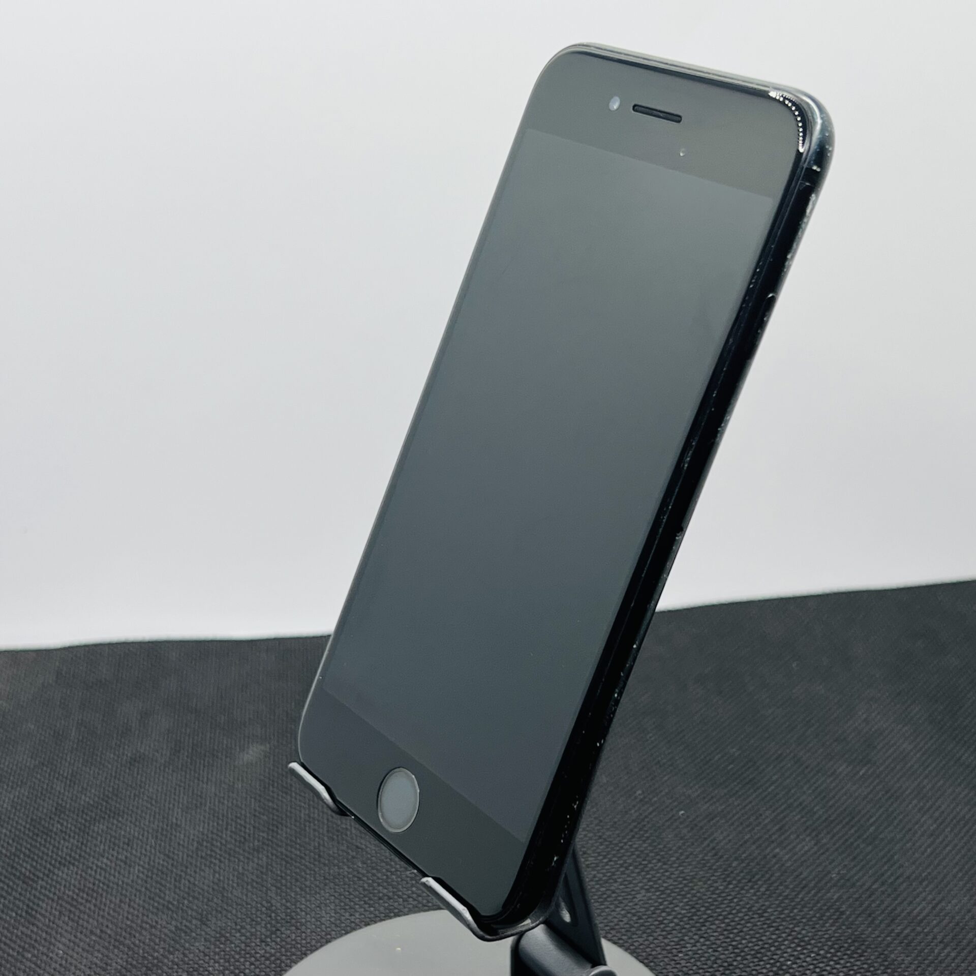 Apple iPhone 7 128GB Matte Black – (Grade B) - Image 7