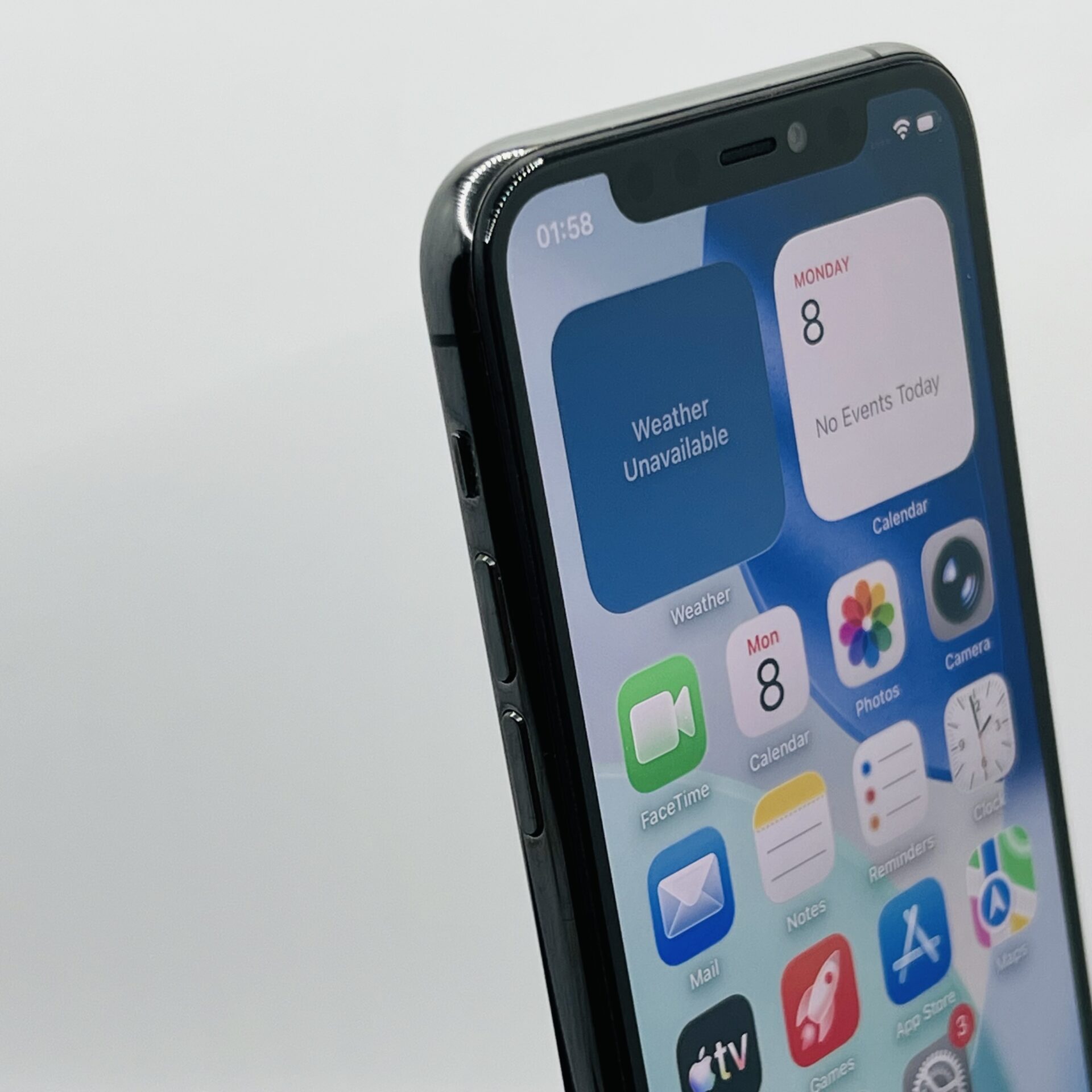 Apple iPhone 11 Pro 256GB Space Gray - (Grade B) - Image 4