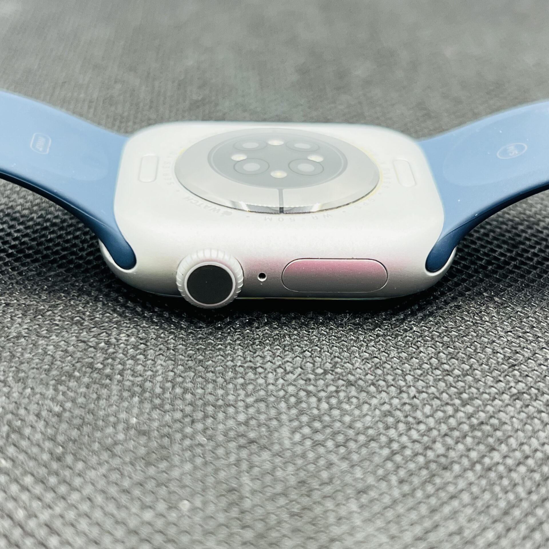 Apple Watch Series 10 42mm GPS Only Silver – (Grade B) - Image 6