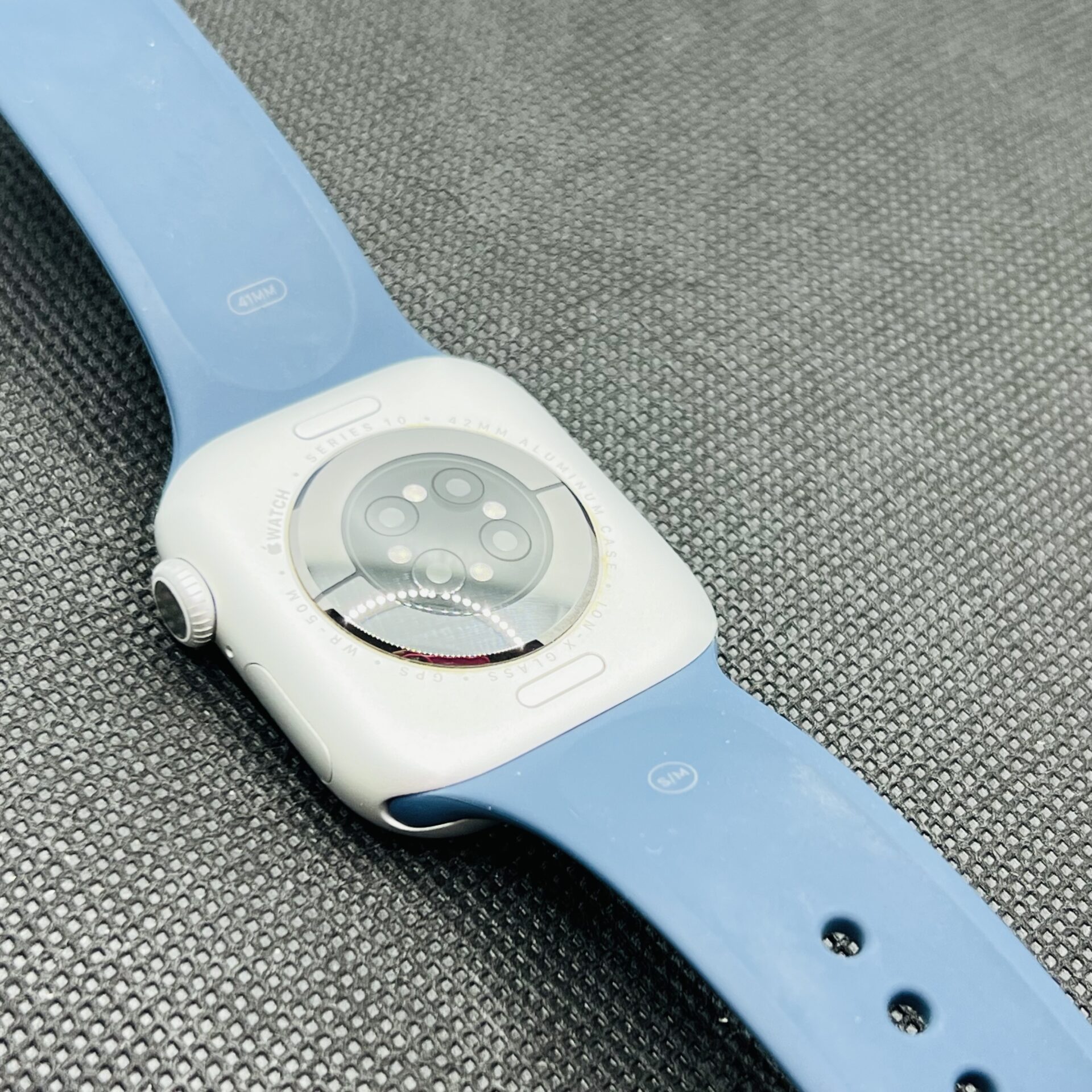 Apple Watch Series 10 42mm GPS Only Silver – (Grade B) - Image 8