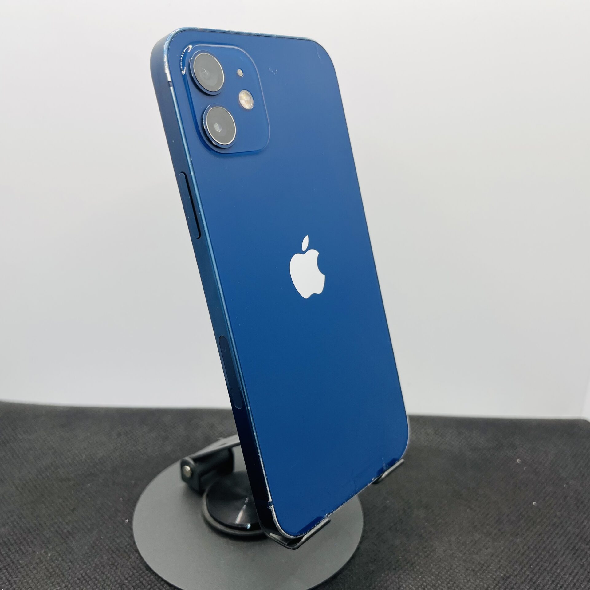 Apple iPhone 12 64GB Blue (Grade B) - Image 7