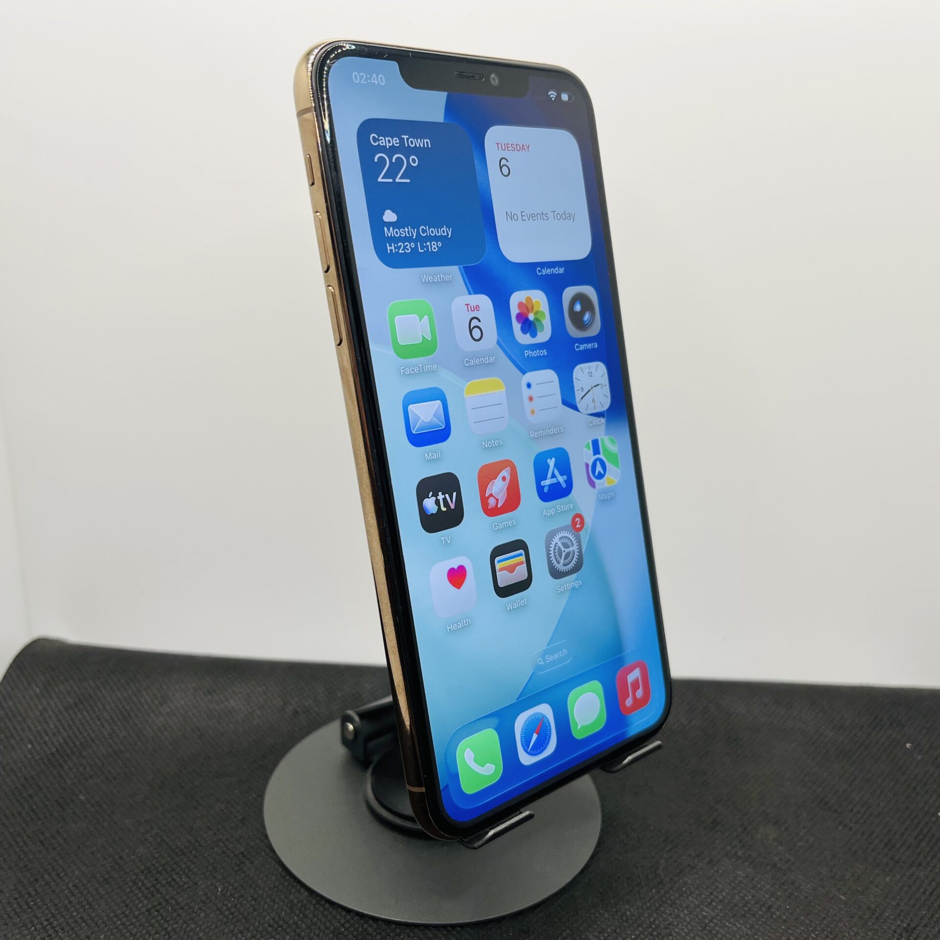 iPhone 11 Pro Max 256GB (Grade B) - Image 2