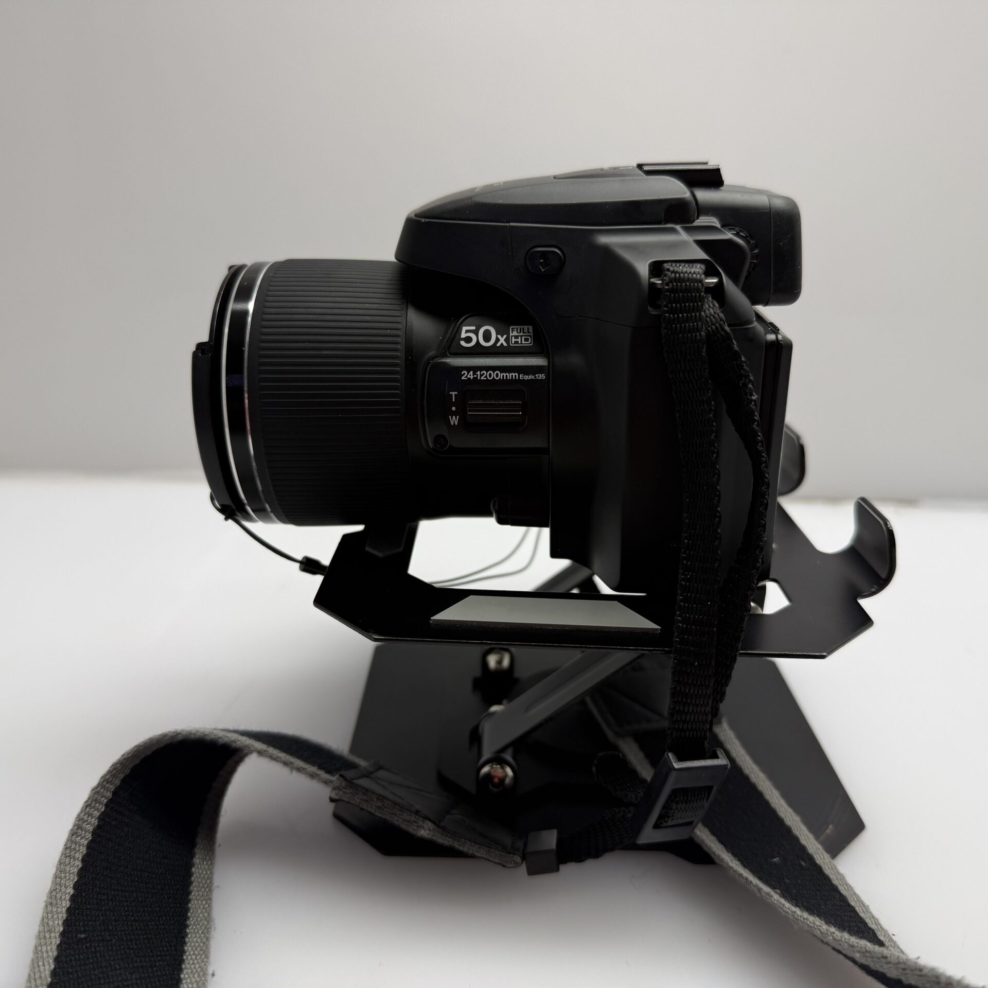 Fujifilm FinePix SL 1000 Black 50x Full HD 24-1200 mm Equiv - (Grade B) Minor Crack Screen - Image 11