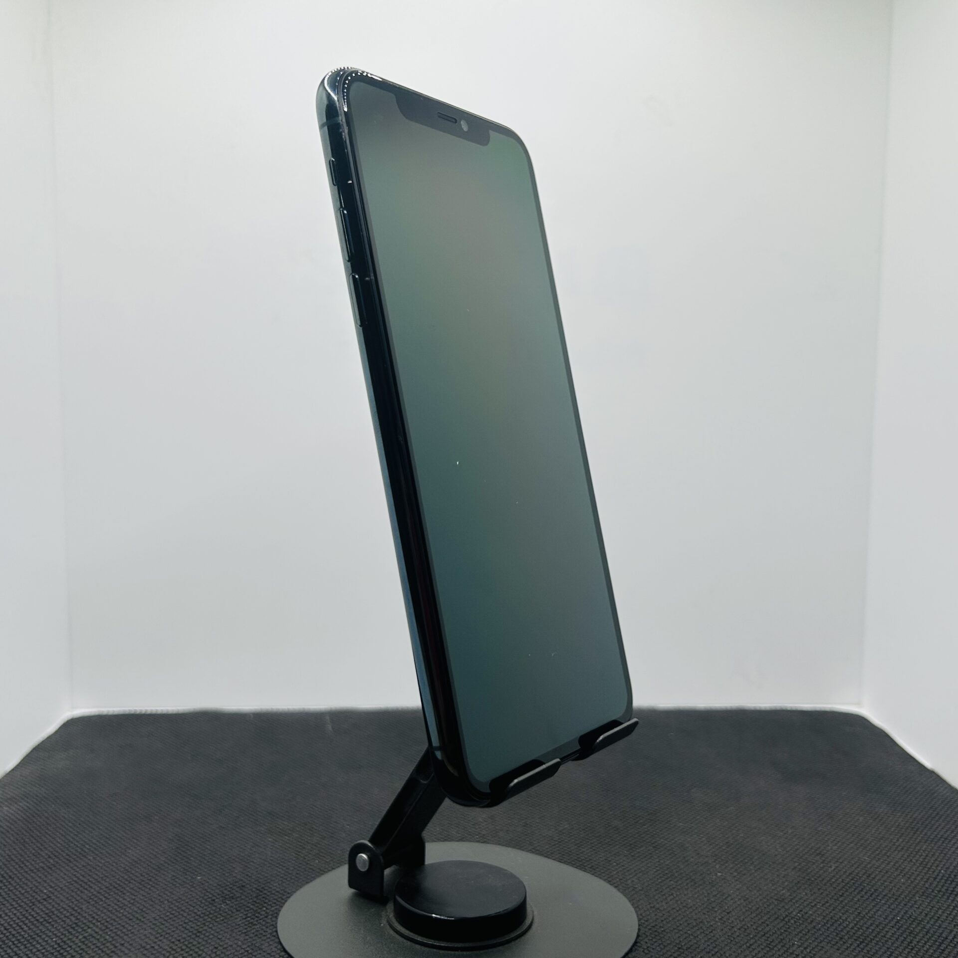 Apple iPhone 11 Pro Max 64GB Space Gray - (Grade B) - Image 6