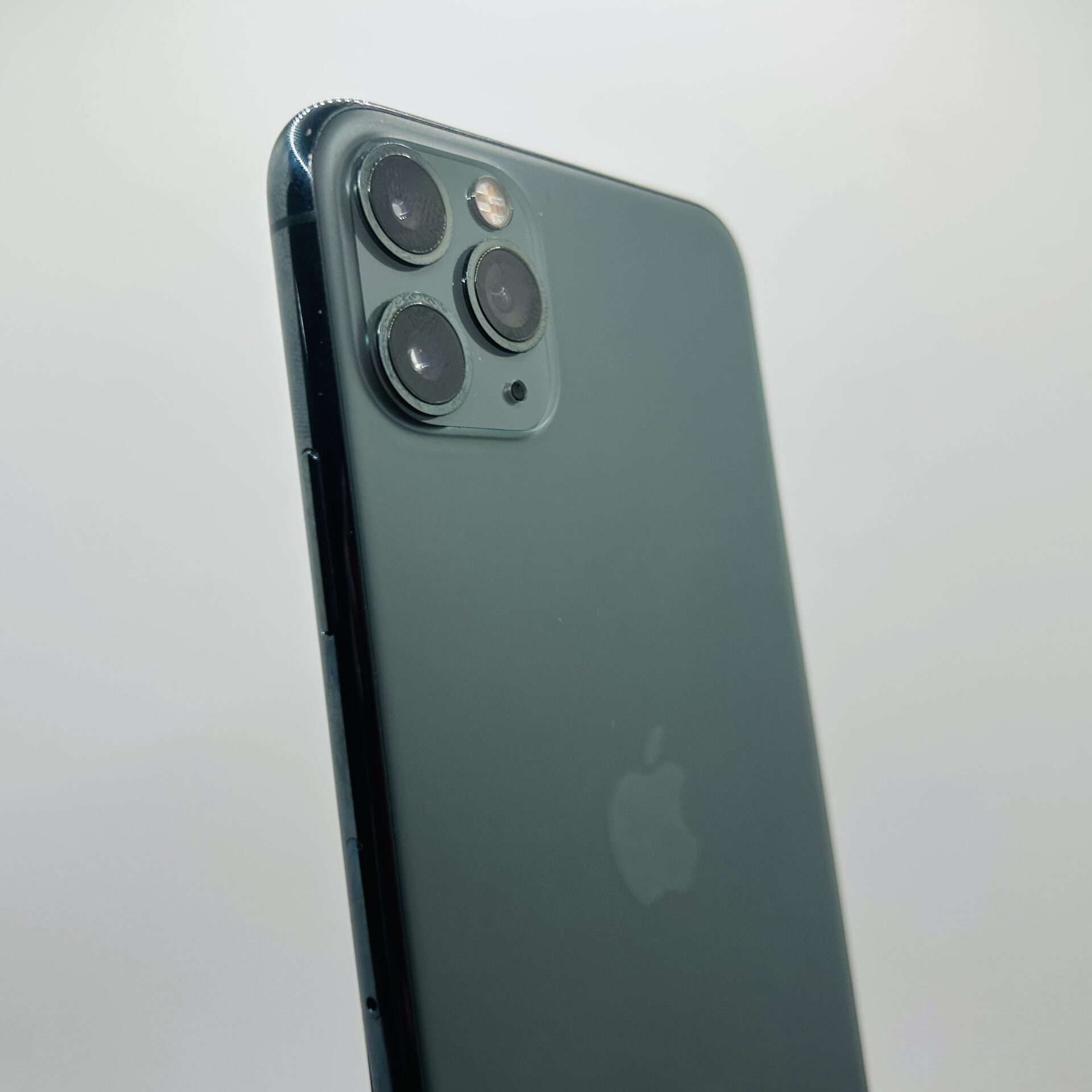 Apple iPhone 11 Pro Max 64GB Space Gray - (Grade B) - Image 10