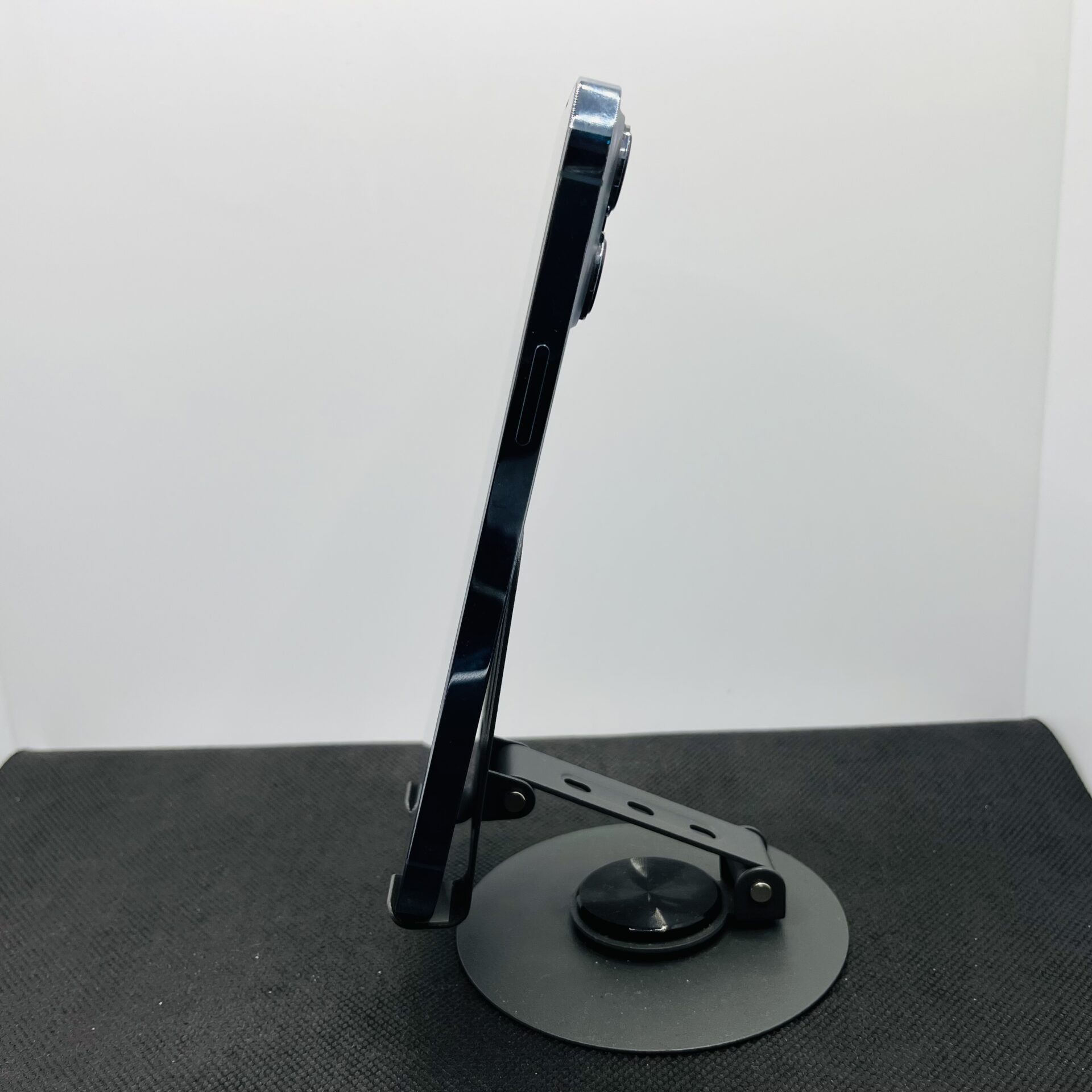 Apple iPhone 13 Pro Max 512GB Blue (Grade B) - Image 5