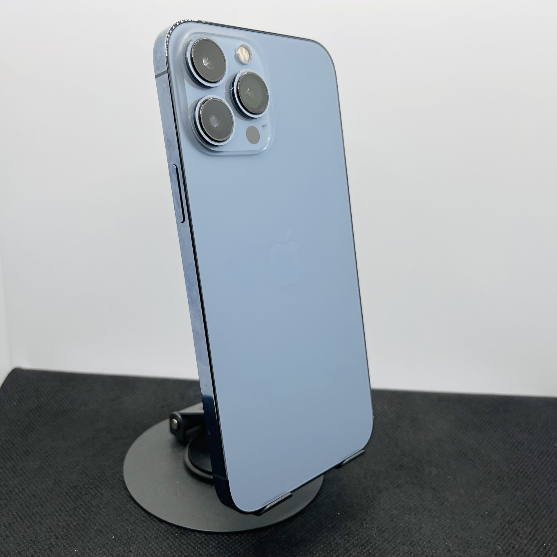 Apple iPhone 13 Pro Max 512GB Blue (Grade B) - Image 7