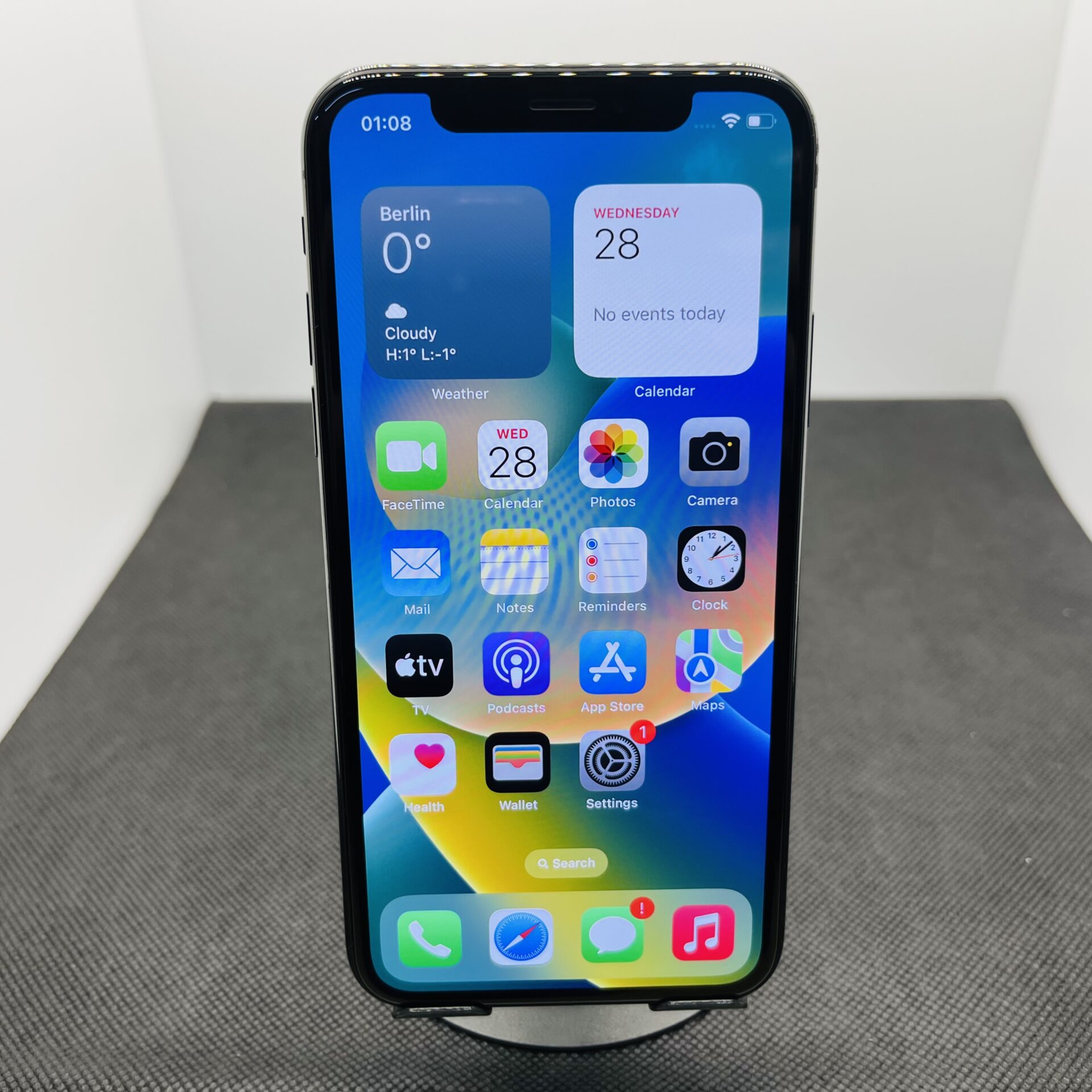 Apple iPhone X 256GB Black (Grade B) - Image 3