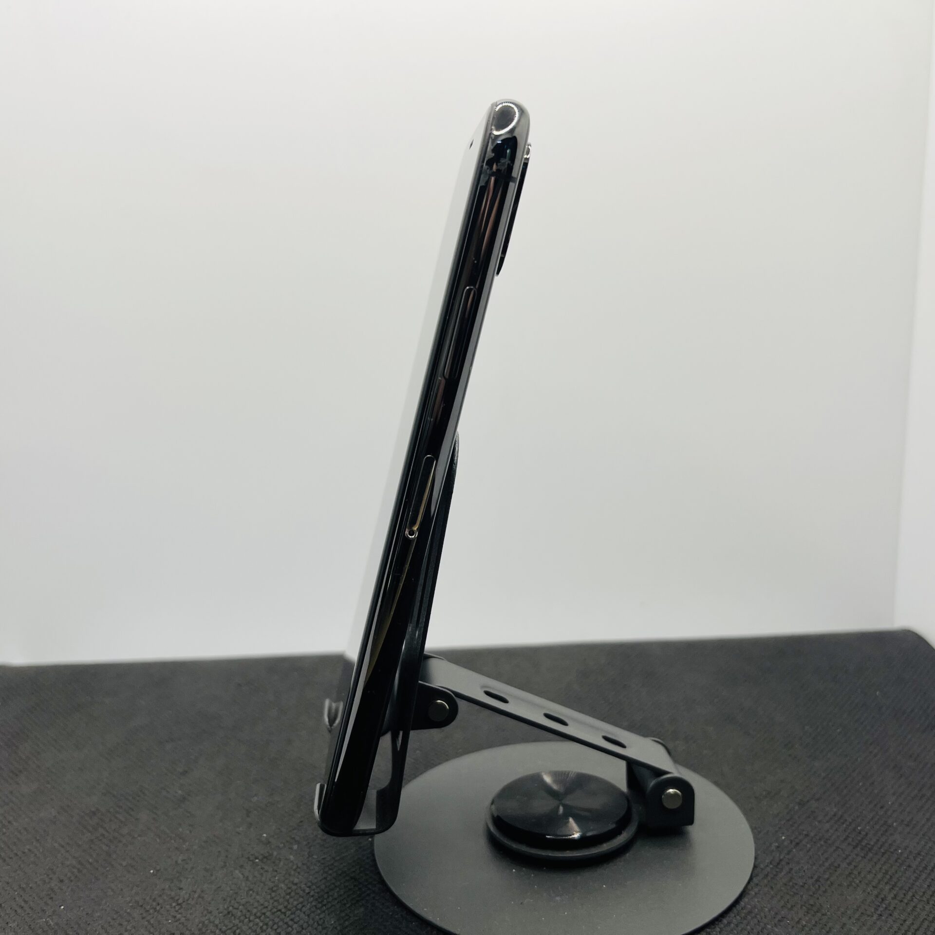 Apple iPhone X 256GB Black (Grade B) - Image 5