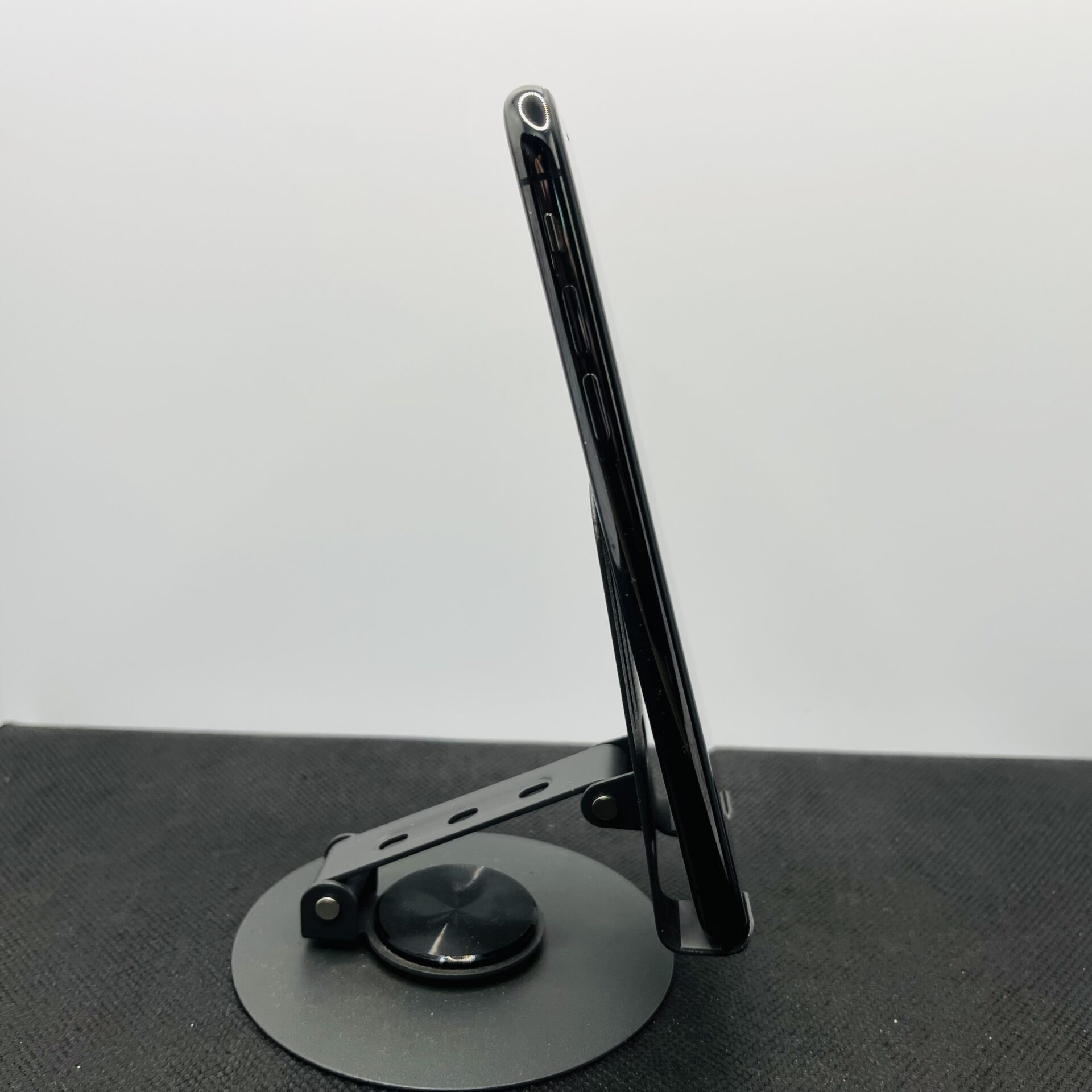 Apple iPhone X 256GB Black (Grade B) - Image 6