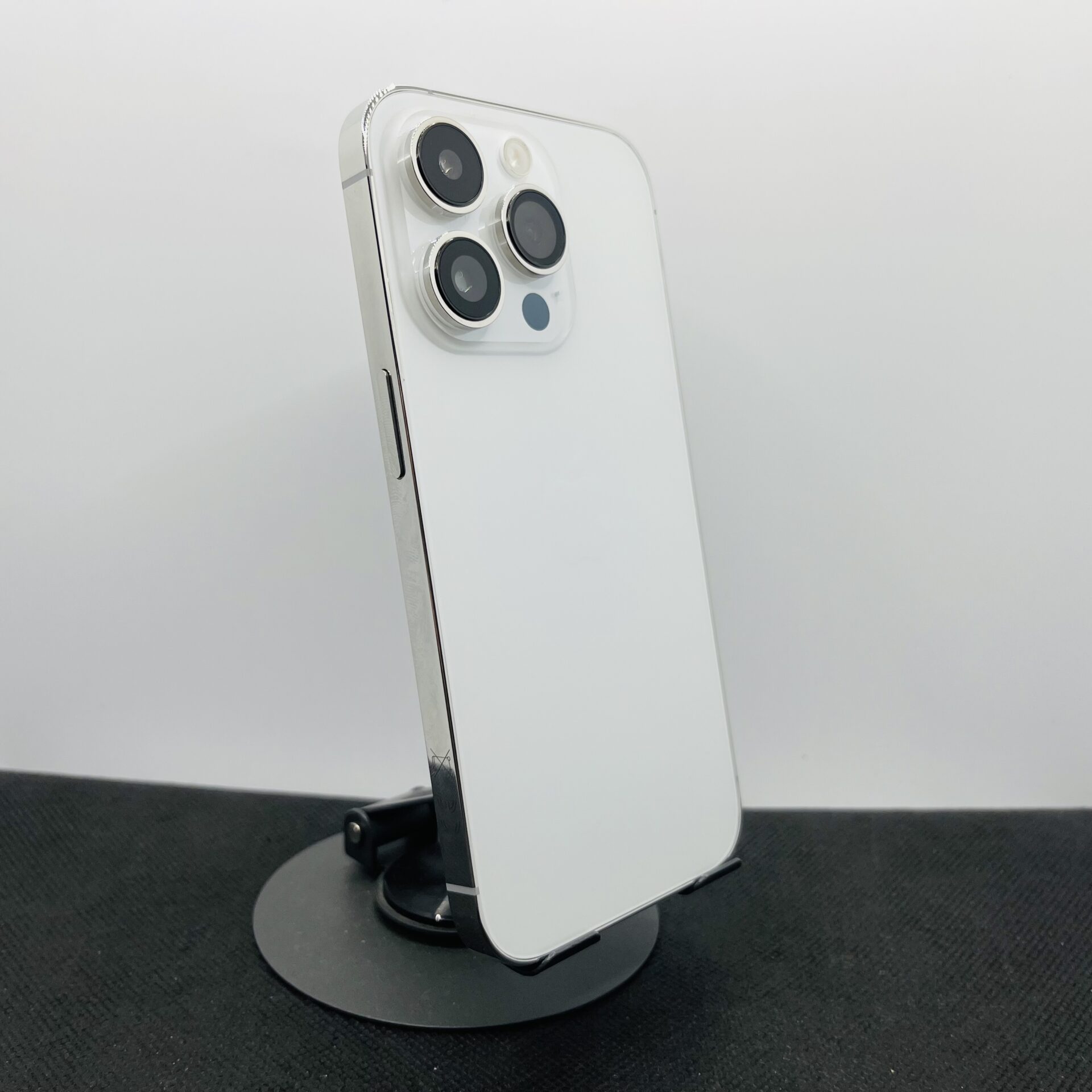 Apple iPhone 14 Pro 256GB Silver (Grade B) - Image 7