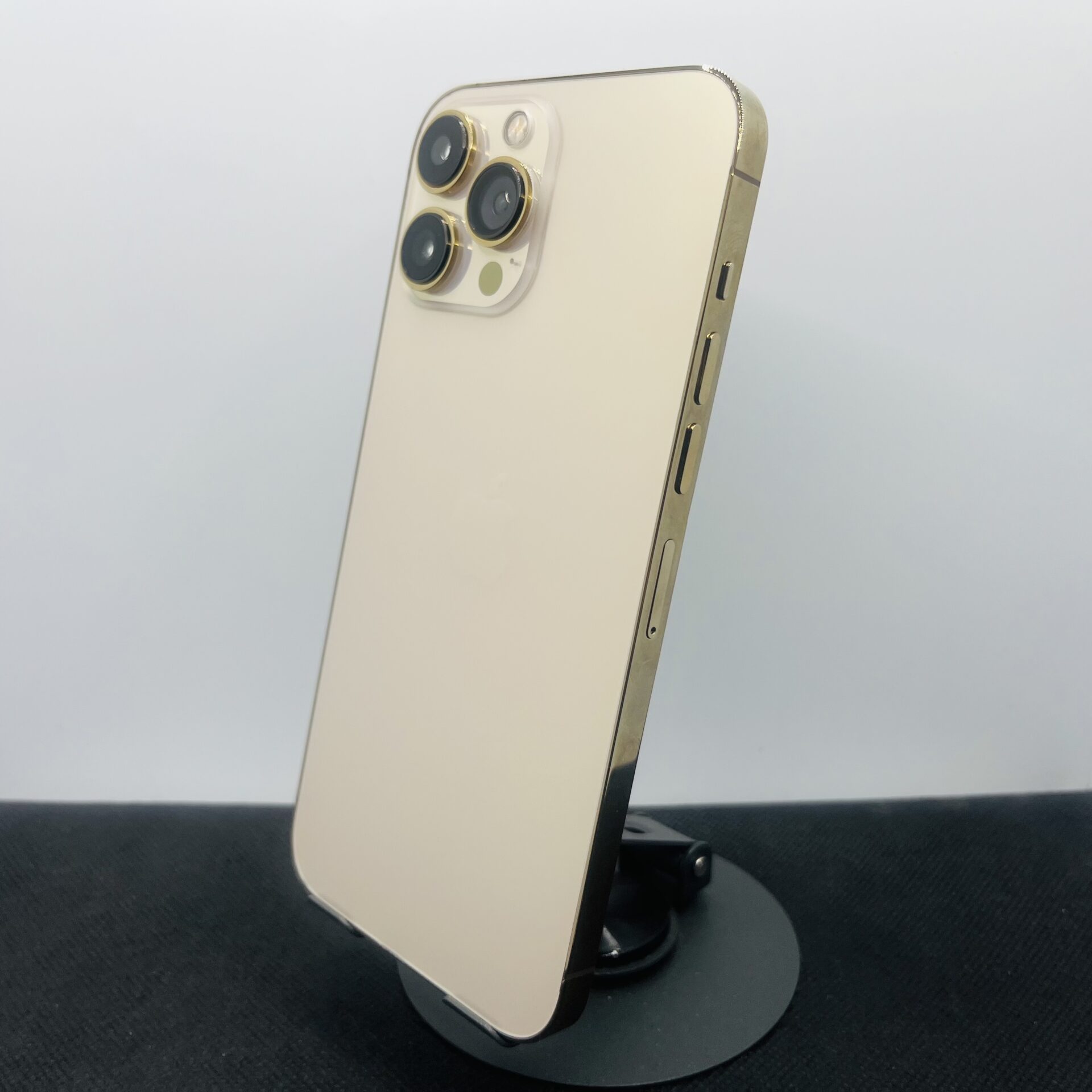 Apple iPhone 13 Pro Max 128GB Gold (Grade B) - Image 9