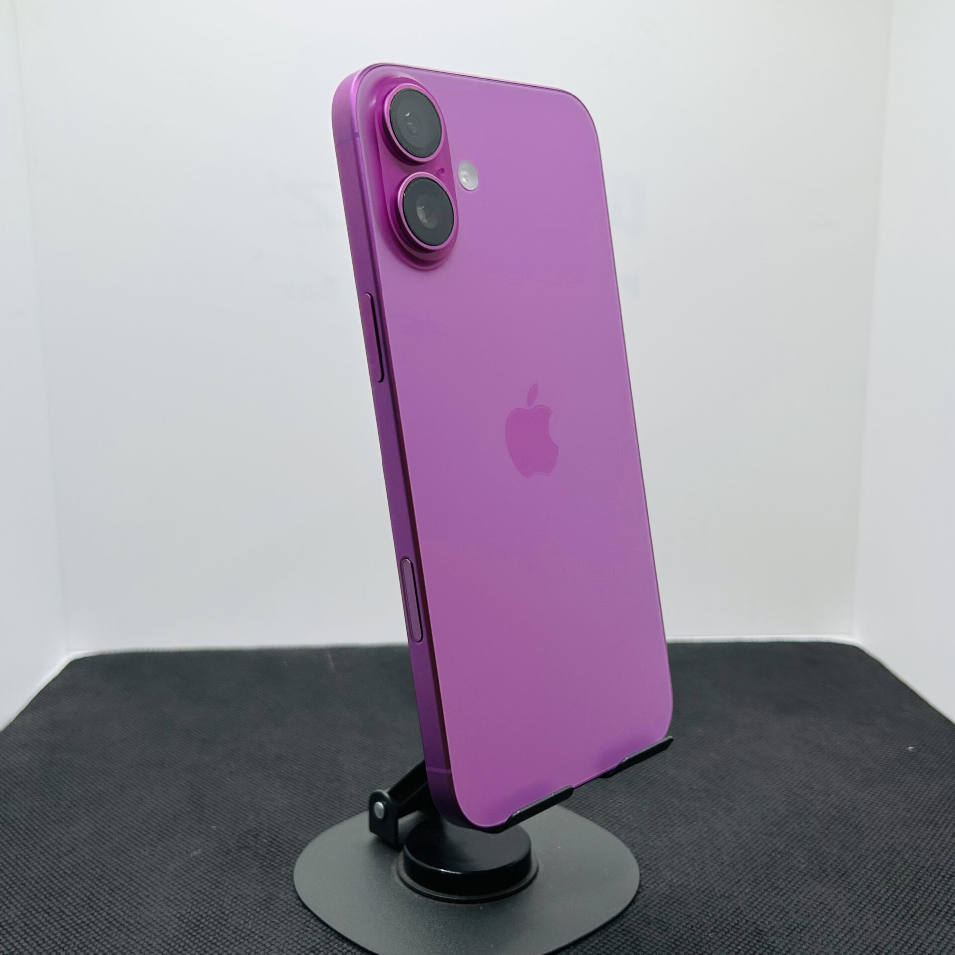 Apple iPhone 16 Plus 128GB Pink (Grade A) - Image 11