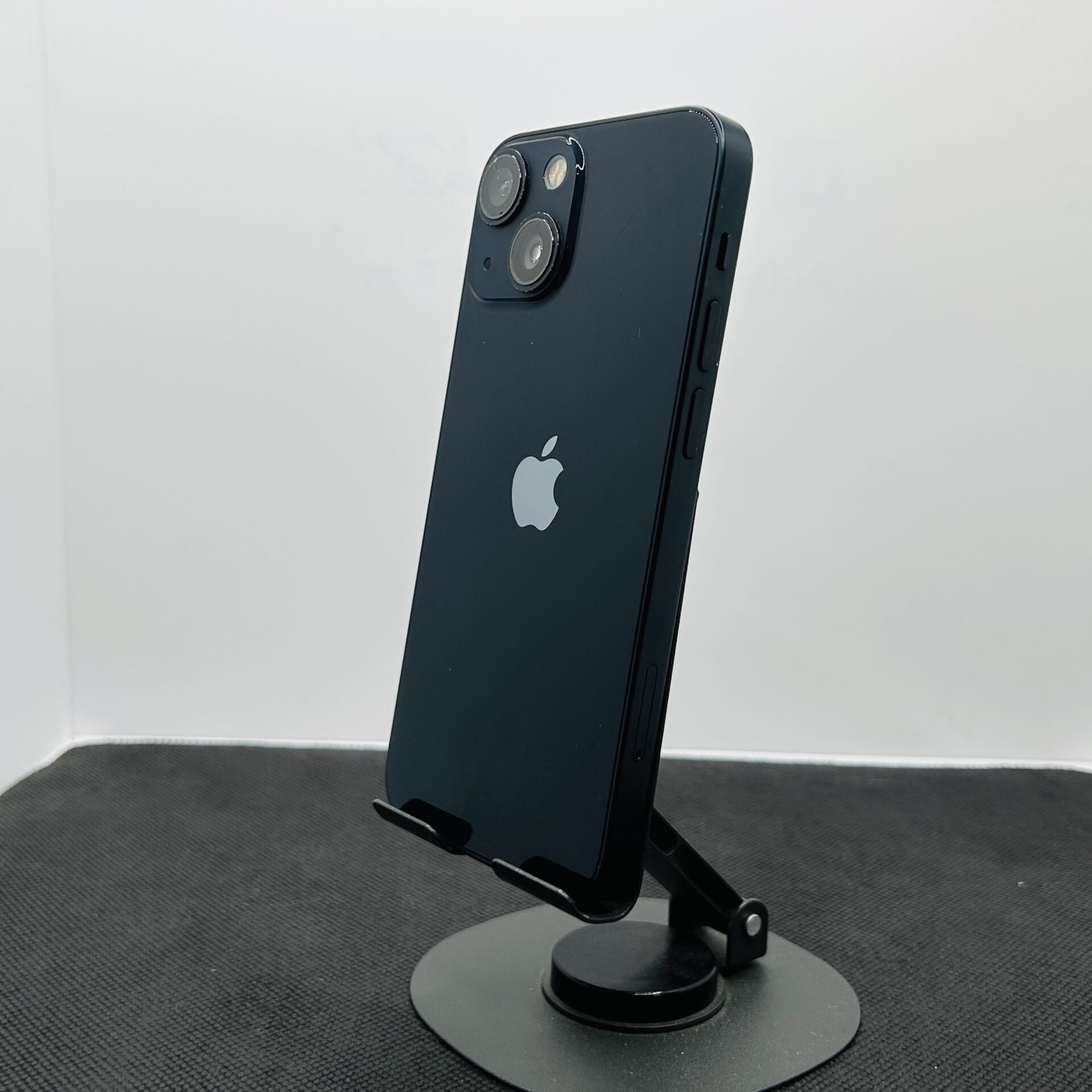 Apple iPhone 13 Mini 256GB Midnight - (Grade B) - Image 9