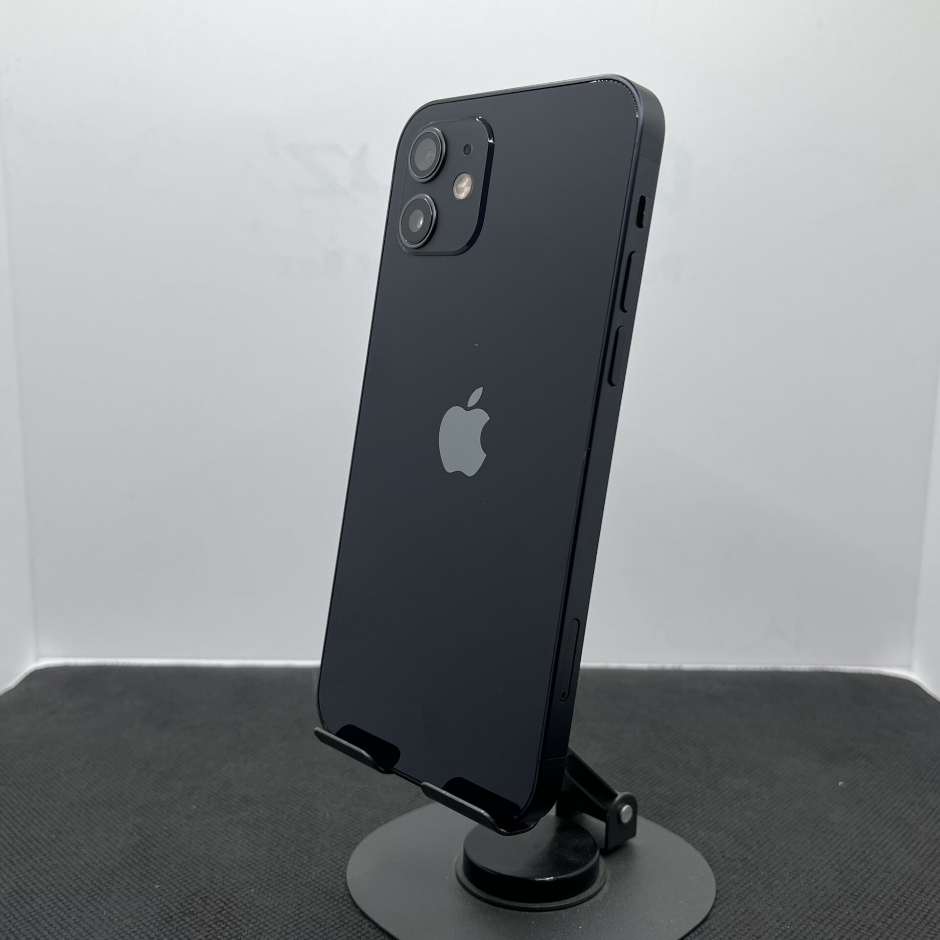 Apple iPhone 12 256GB Midnight - (Grade B) - Image 9