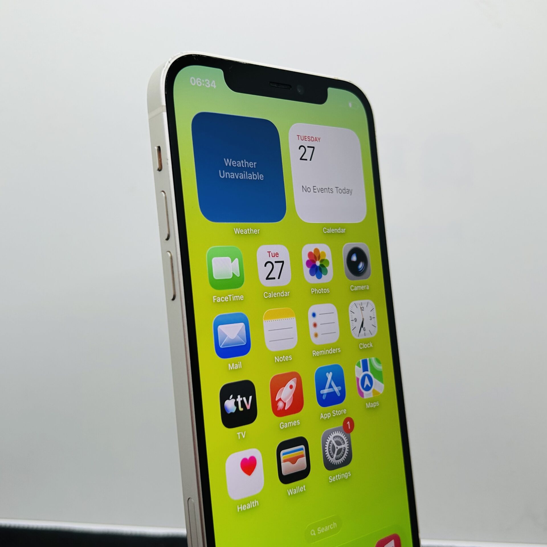 Apple iPhone 12 64GB White - (Grade B) - Image 7