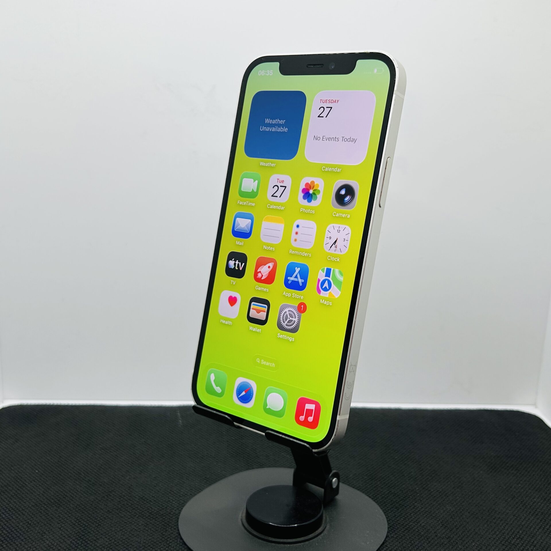 Apple iPhone 12 64GB White - (Grade B) - Image 6