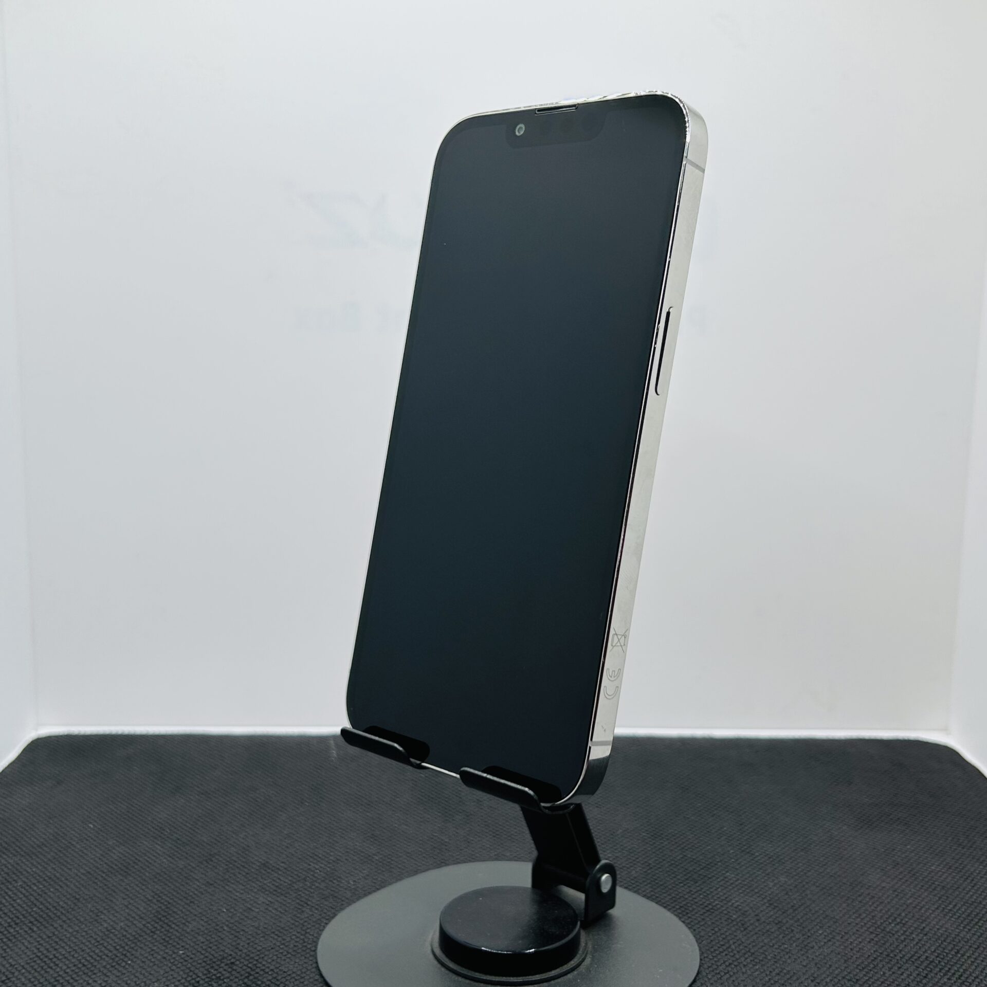 Apple iPhone 12 Pro Max Sierra Blue 256GB - (Grade B) - Image 3