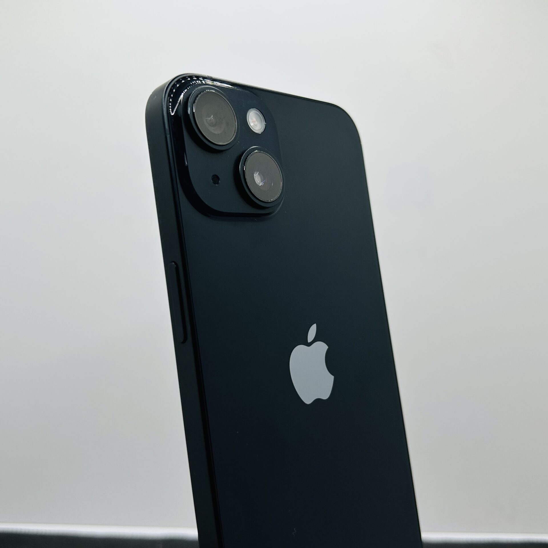 Apple iPhone 14 128GB Midnight - (Grade B) - Image 10