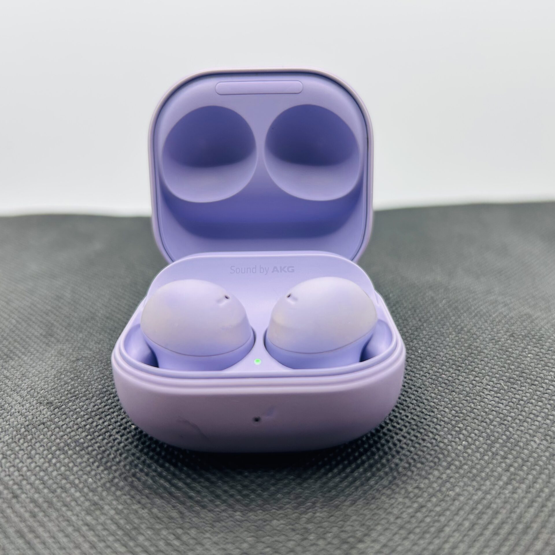Samsung Galaxy Buds 2 Pro Bora Purple – (Grade B) - Image 3