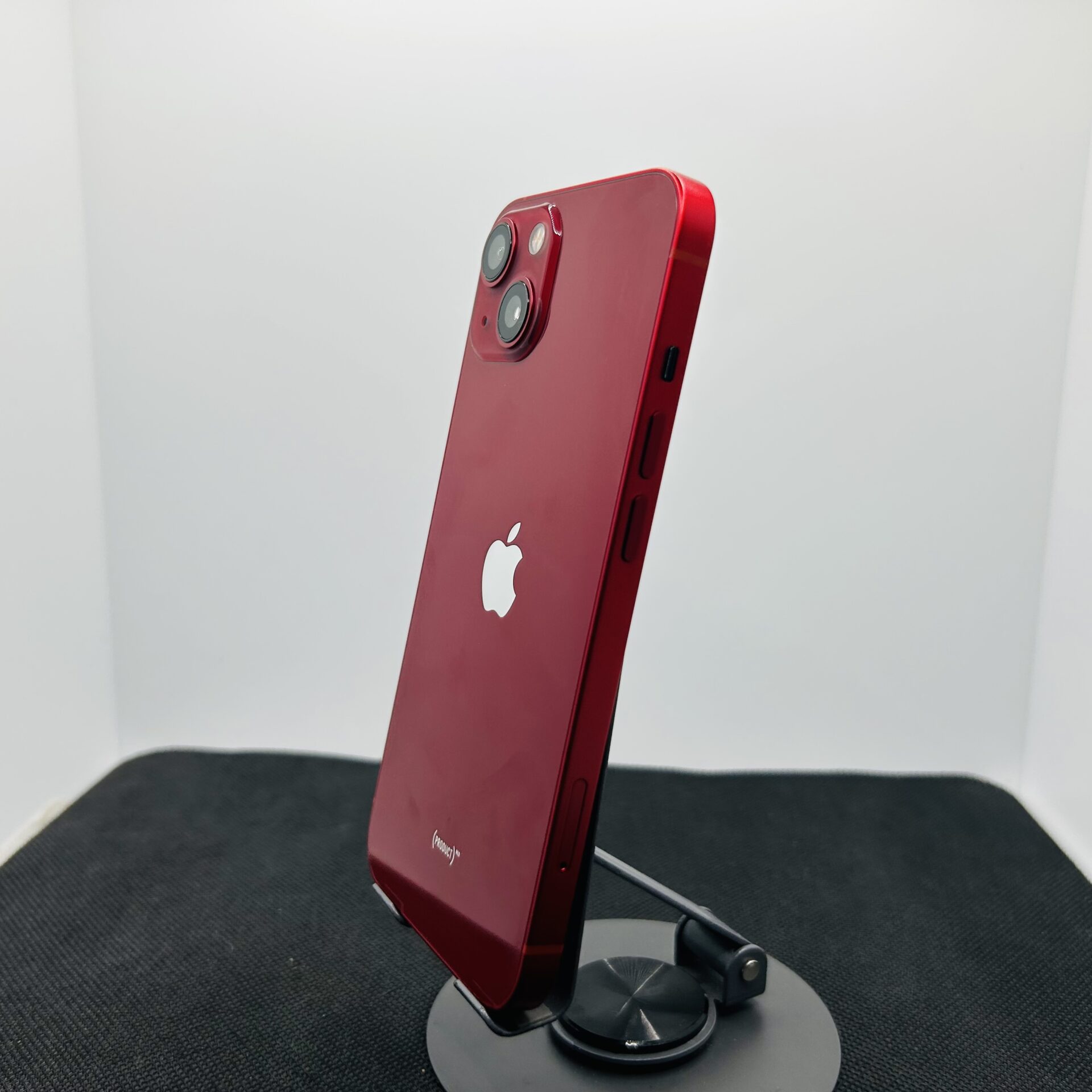 Apple iPhone 13 128GB Red – (Grade B) - Image 7