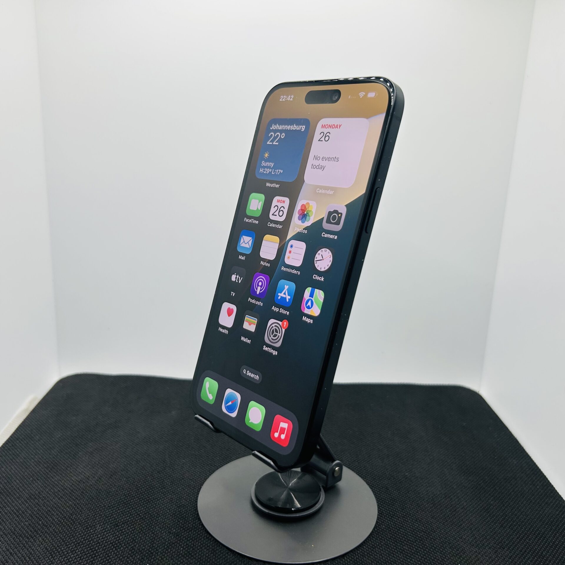 Apple iPhone 15 Plus 128GB Black (Grade B) - Image 4