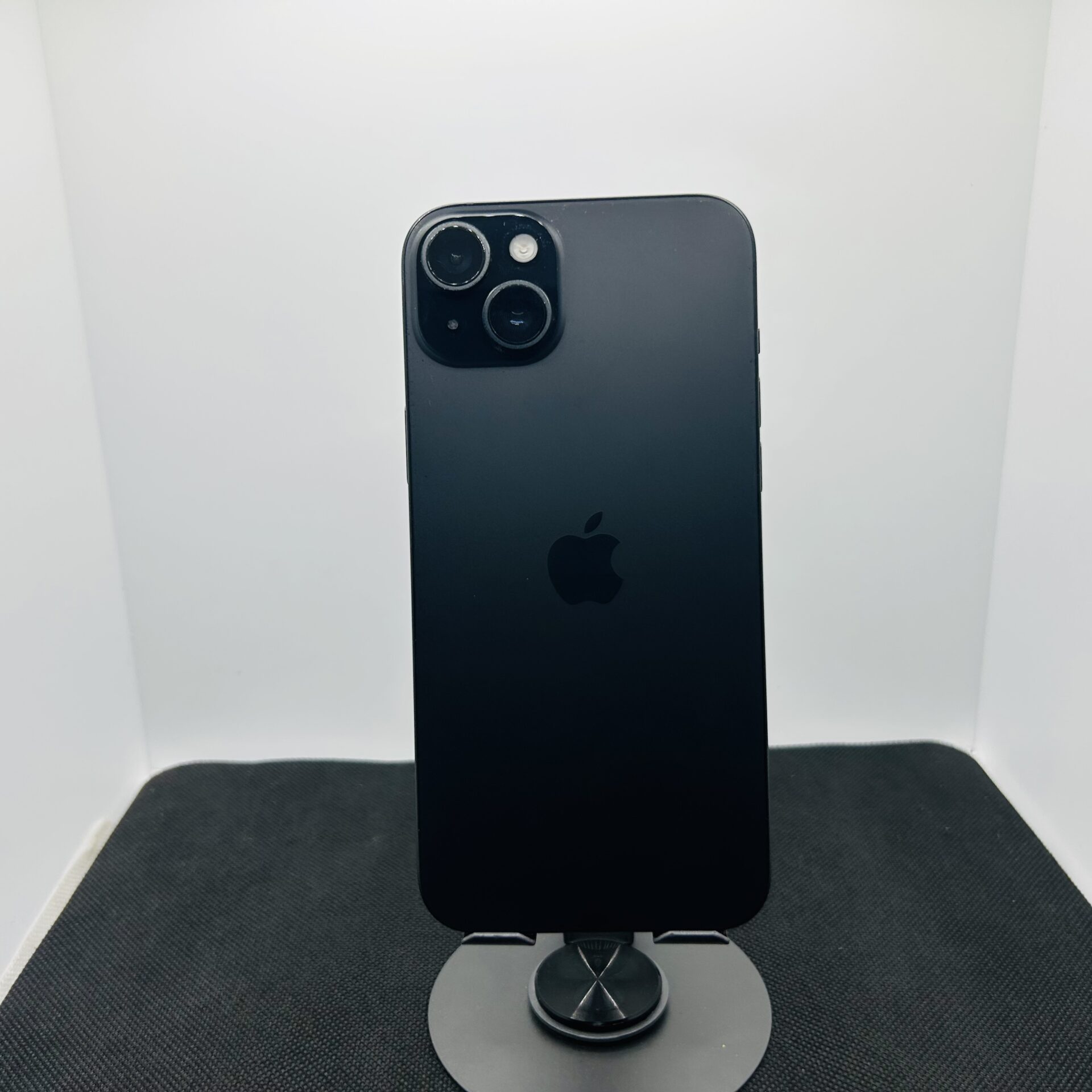 Apple iPhone 15 Plus 128GB Black (Grade B) - Image 6