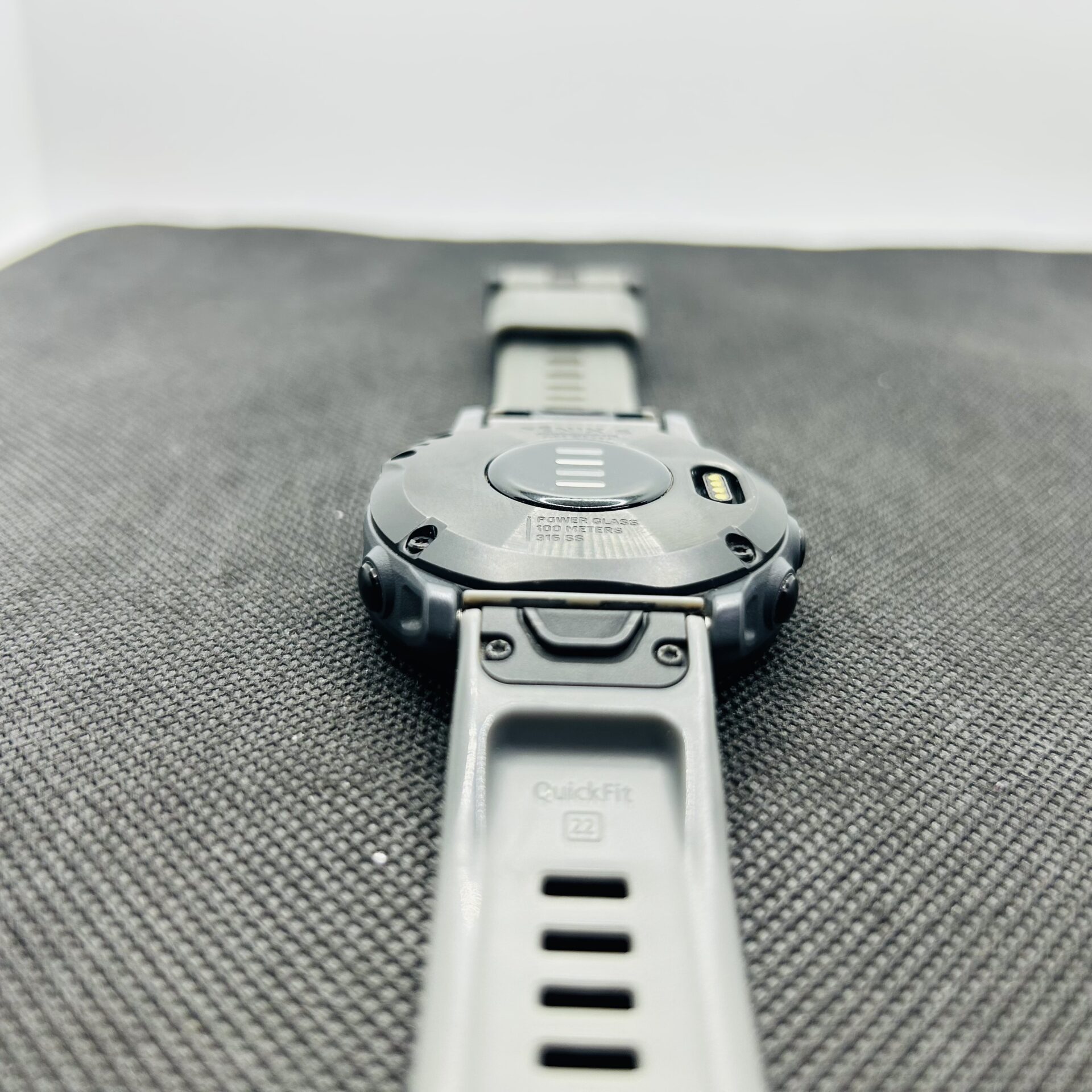 Garmin Fenix 6 Pro (Solar Edition) Black (B Grade) – With Gray Straps - Image 10