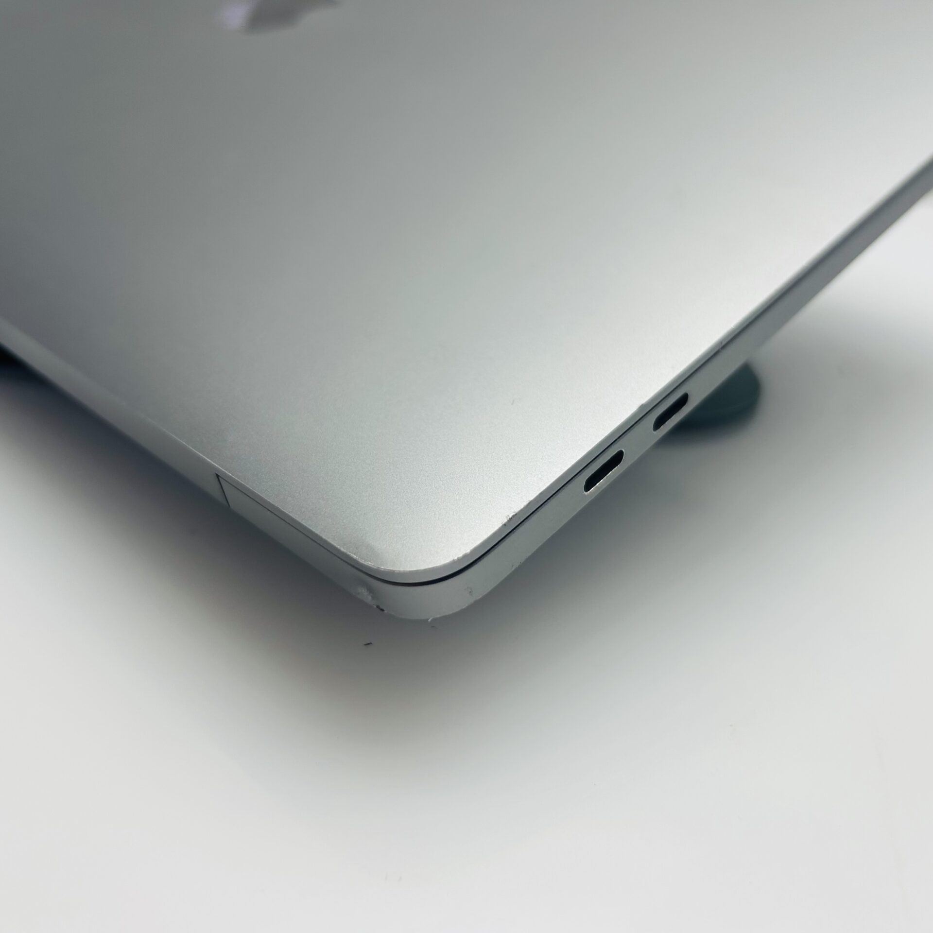 Apple Macbook Pro 16-inch “Core i9” 2.40GHz (TouchBar/2019) 32GB RAM 512GB SSD Space Gray (Grade B) - Image 9