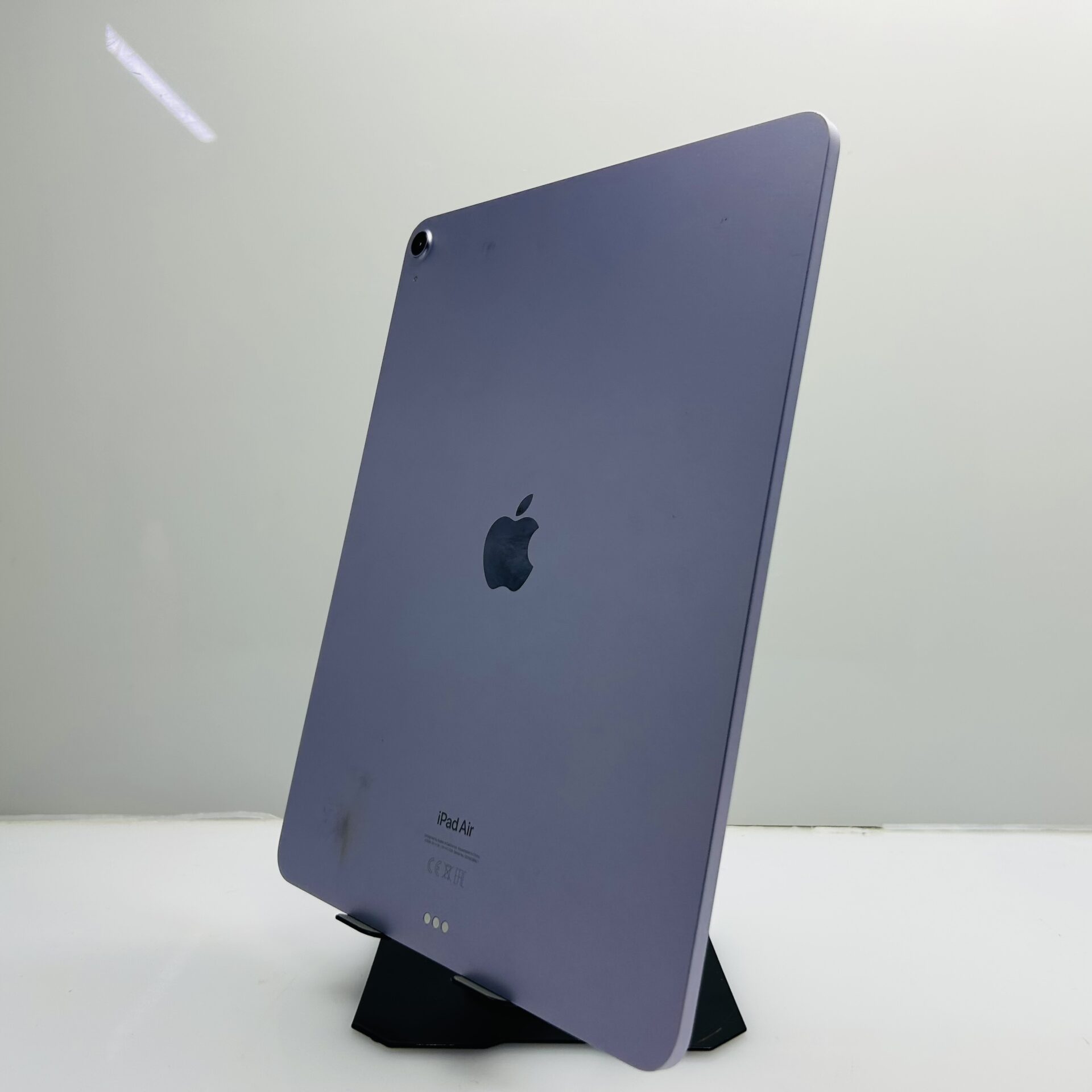 Apple iPad Air 13″ M2 (Wifi Only) 512GB Purple (Grade B) - Minor Bright Spots - Image 5