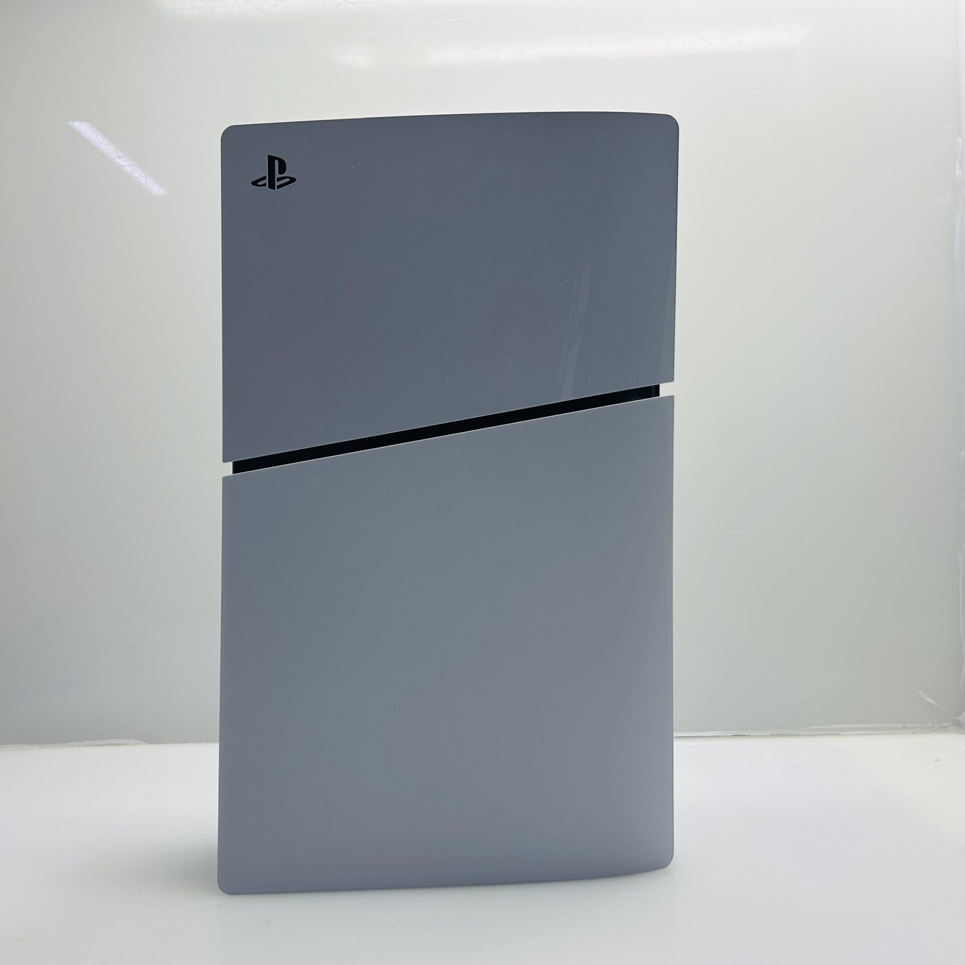 Playstation 5 Slim Physical Edition 1TB White + 1 Controller + HDMI Cable + Power Cable + 1 Game (Grade A) - Image 2