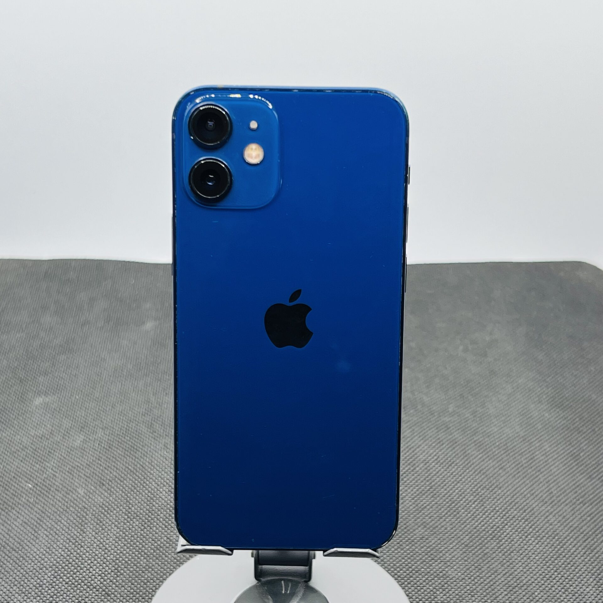 Apple iPhone 12 Mini 128GB Blue – (Grade B) - Image 9