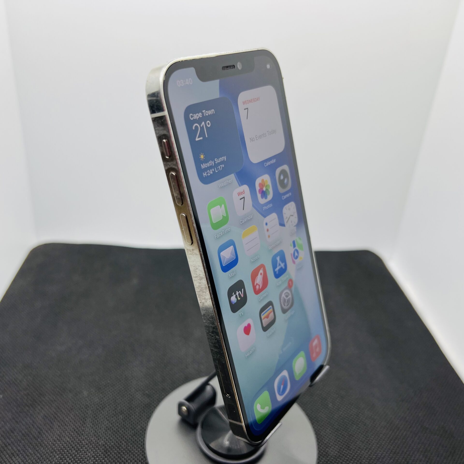 Apple iPhone 12 Pro 256GB Silver – (Grade B) - Image 3