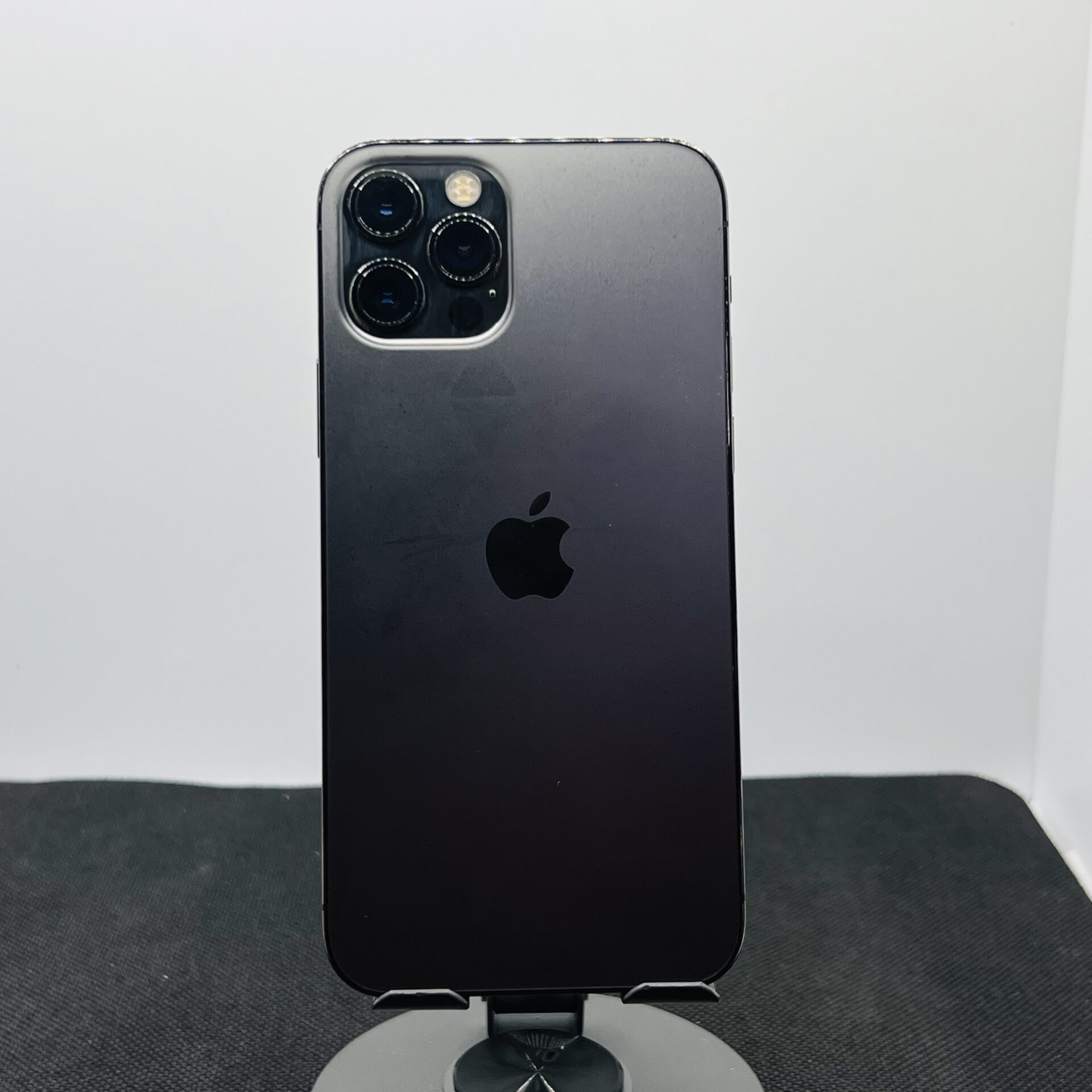 Apple iPhone 12 Pro 256GB Graphite – (Grade B) - Image 9