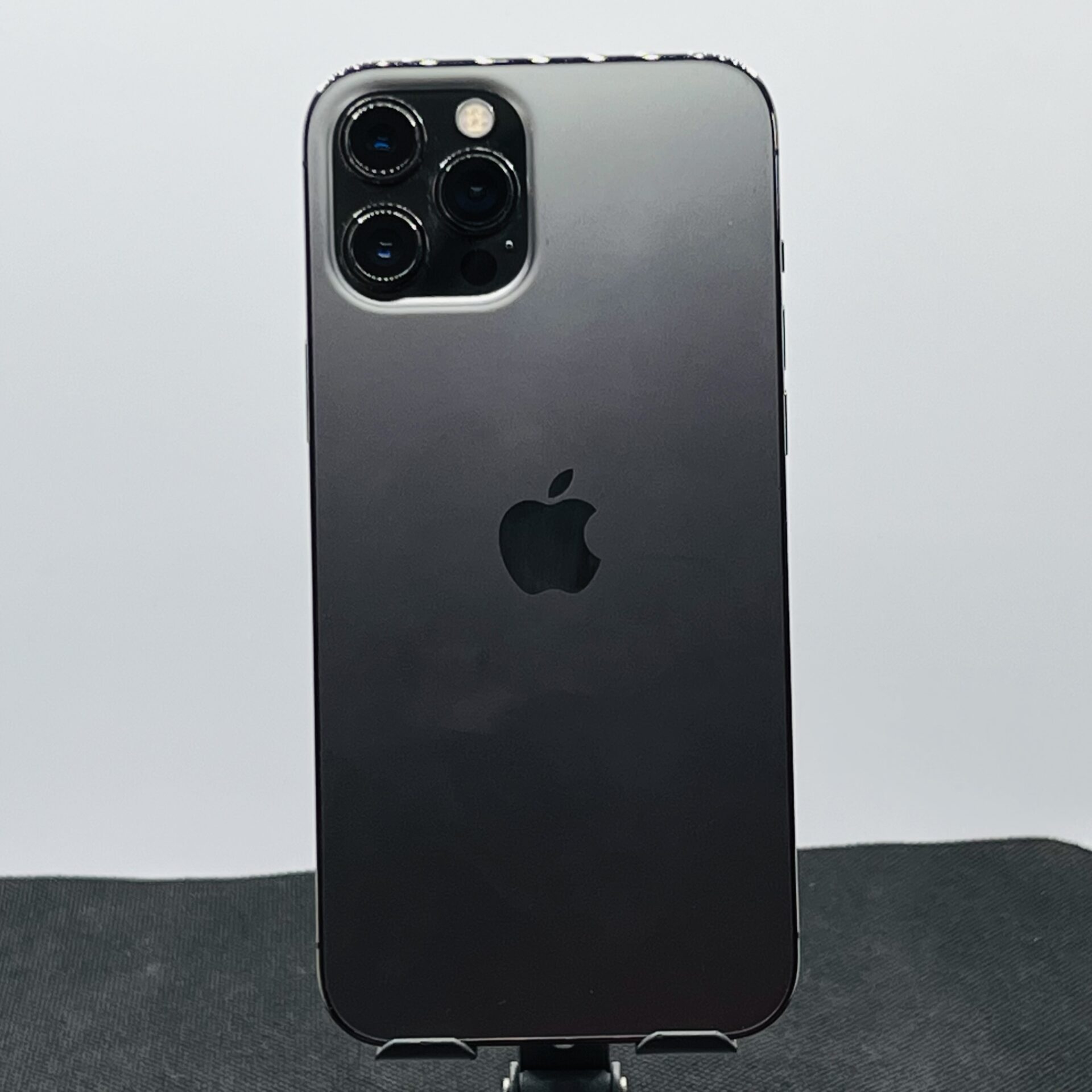 Apple iPhone 12 Pro Max 128GB Graphite - (Grade B) - Image 9