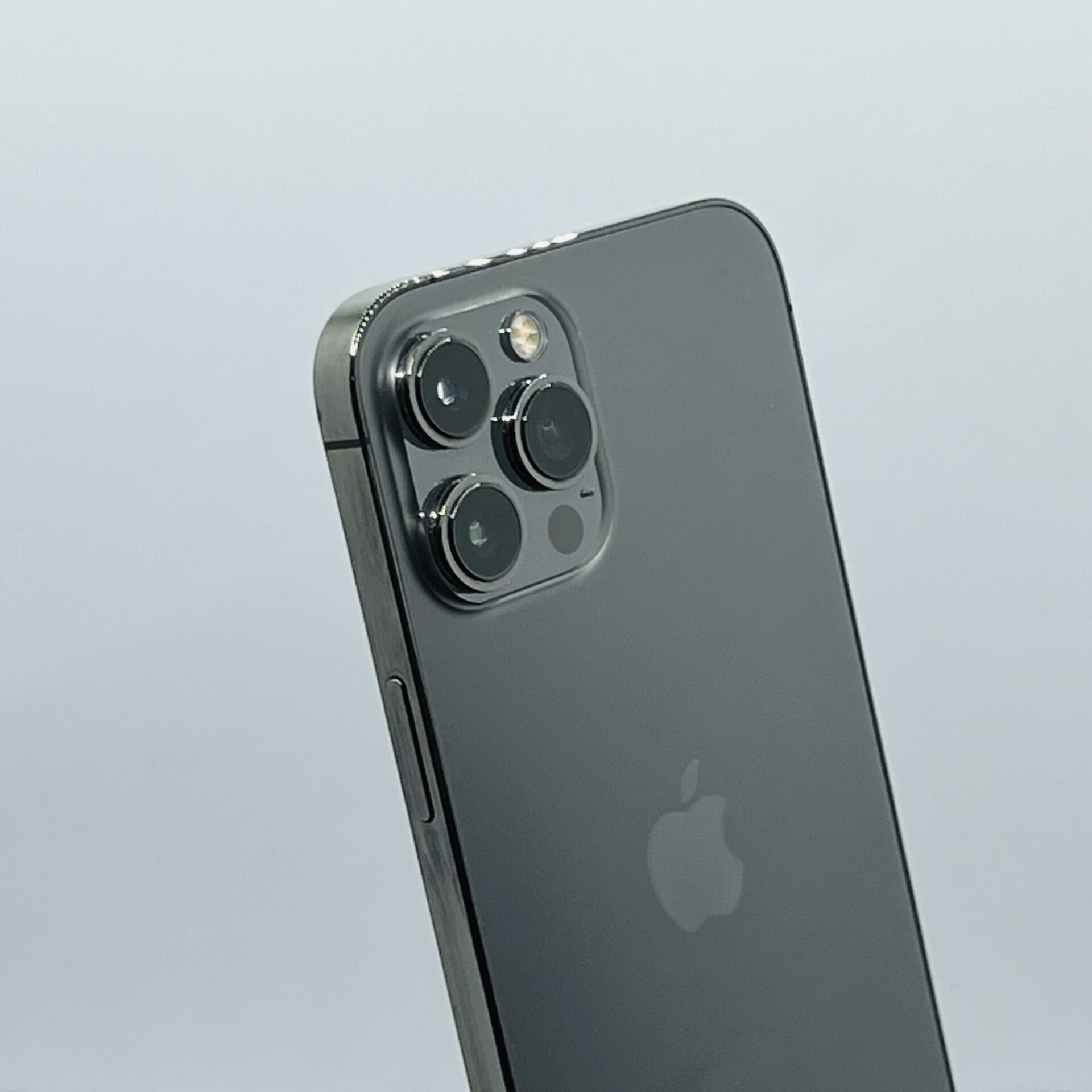 Apple iPhone 12 Pro Max 128GB Graphite - (Grade B) - Image 11