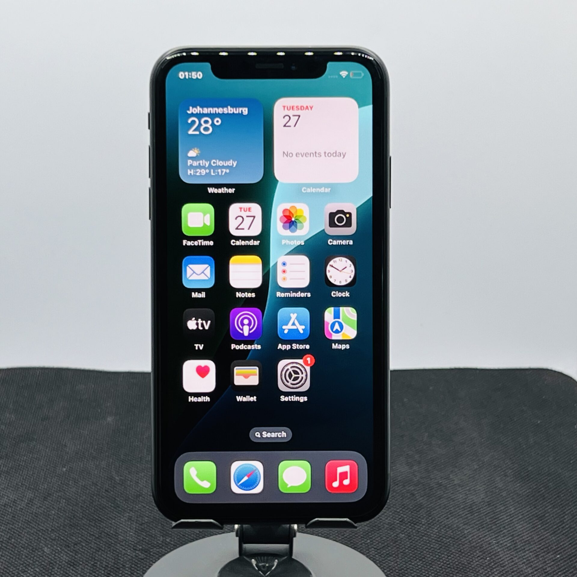 Apple iPhone XR Black 128GB – (Grade B) - Image 2