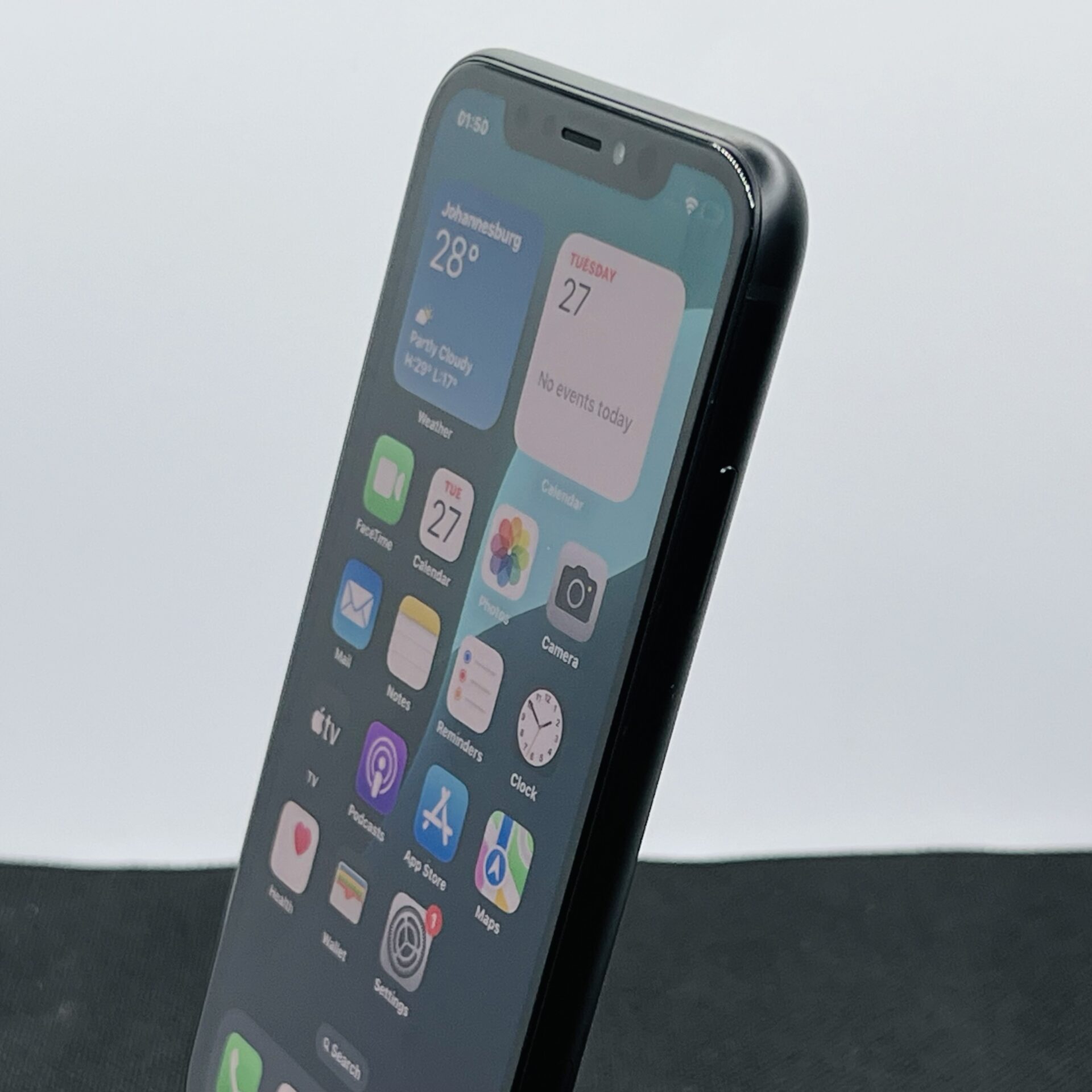 Apple iPhone XR Black 128GB – (Grade B) - Image 7