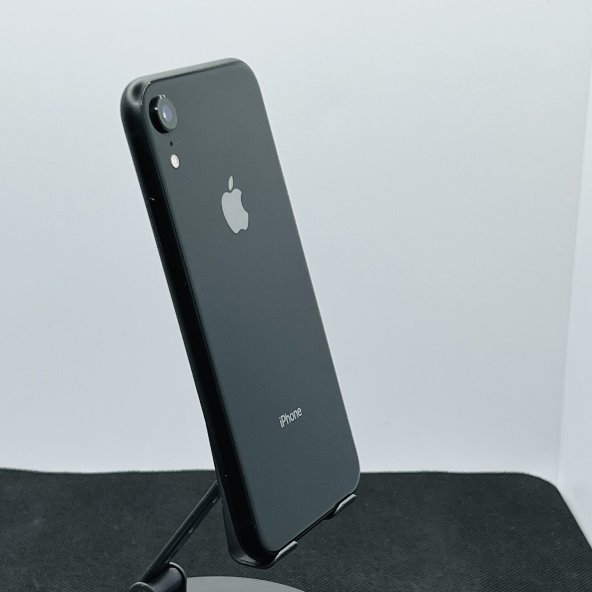 Apple iPhone XR Black 128GB – (Grade B) - Image 11