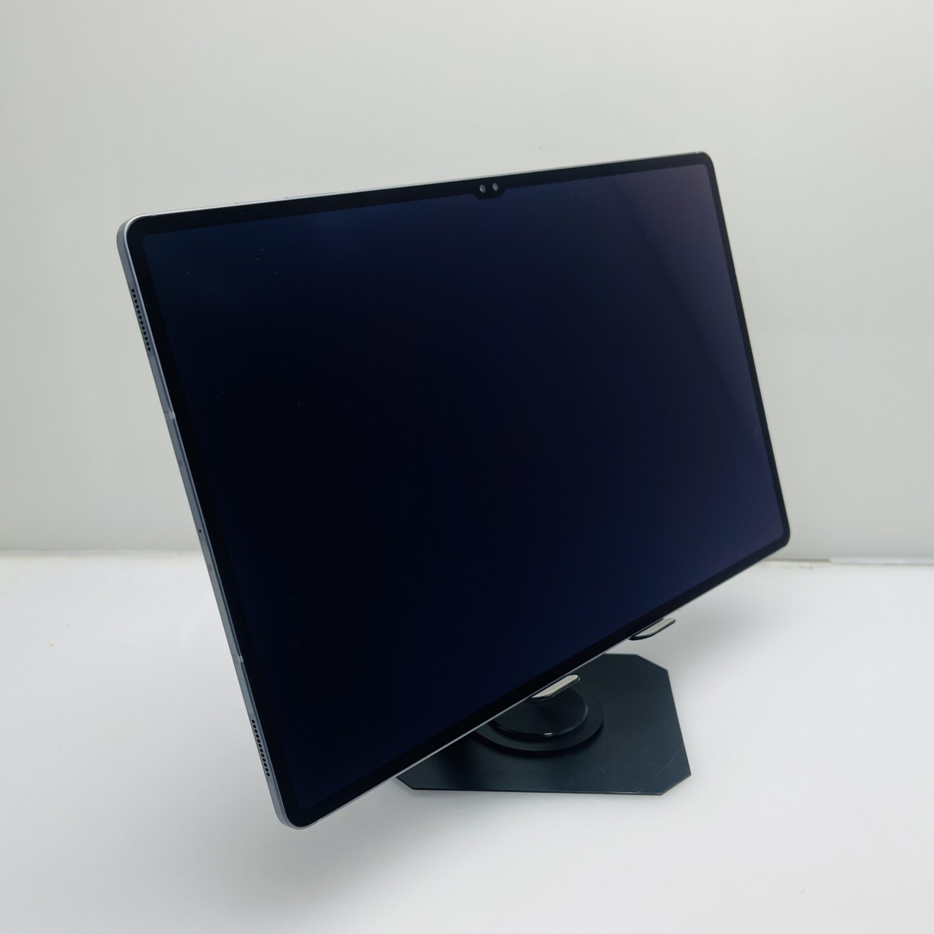 Samsung Galaxy Tab S10 Ultra 5G 256GB Moonstone Grey + AI KeyBoard Cover - (Grade B) - Image 2