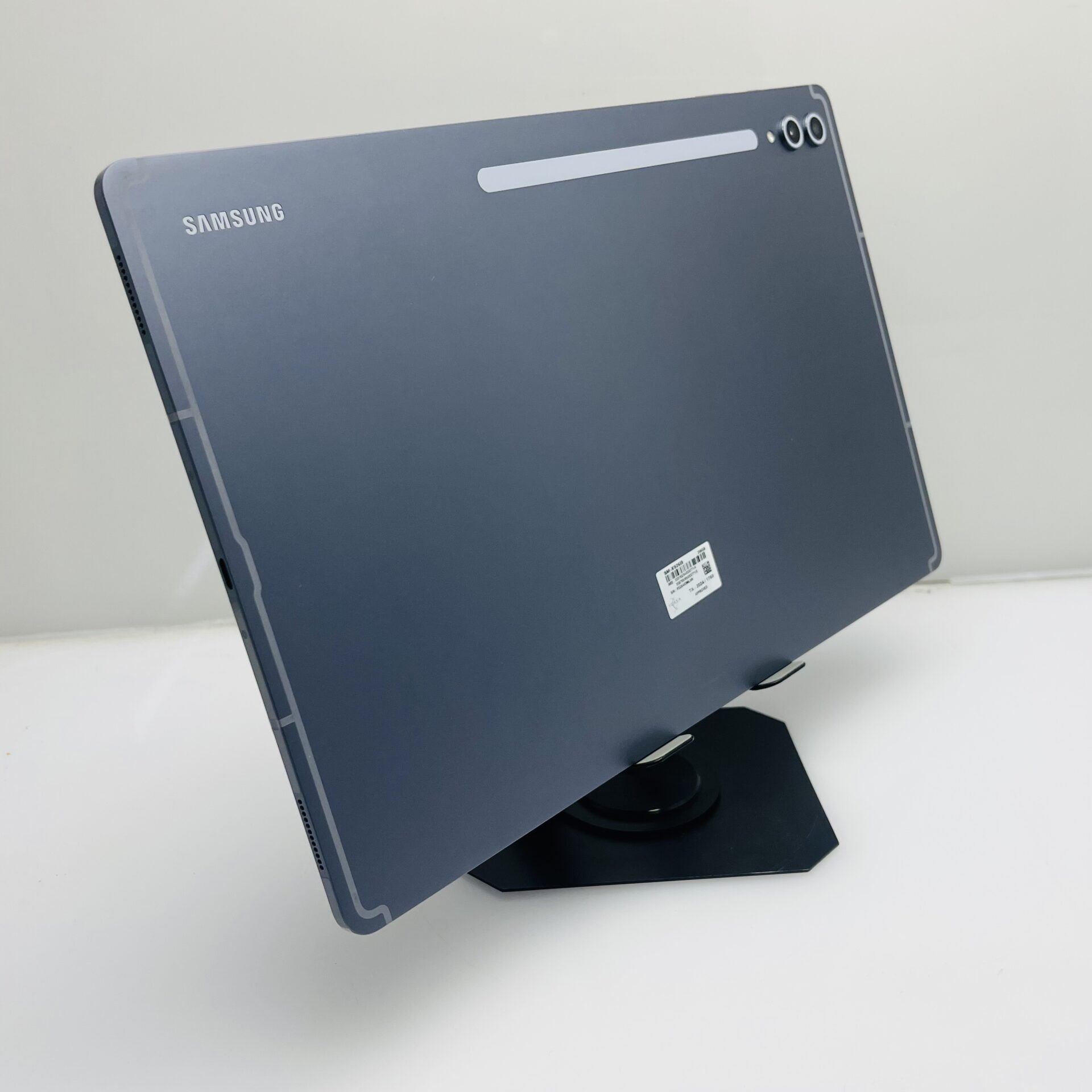 Samsung Galaxy Tab S10 Ultra 5G 256GB Moonstone Grey + AI KeyBoard Cover - (Grade B) - Image 7
