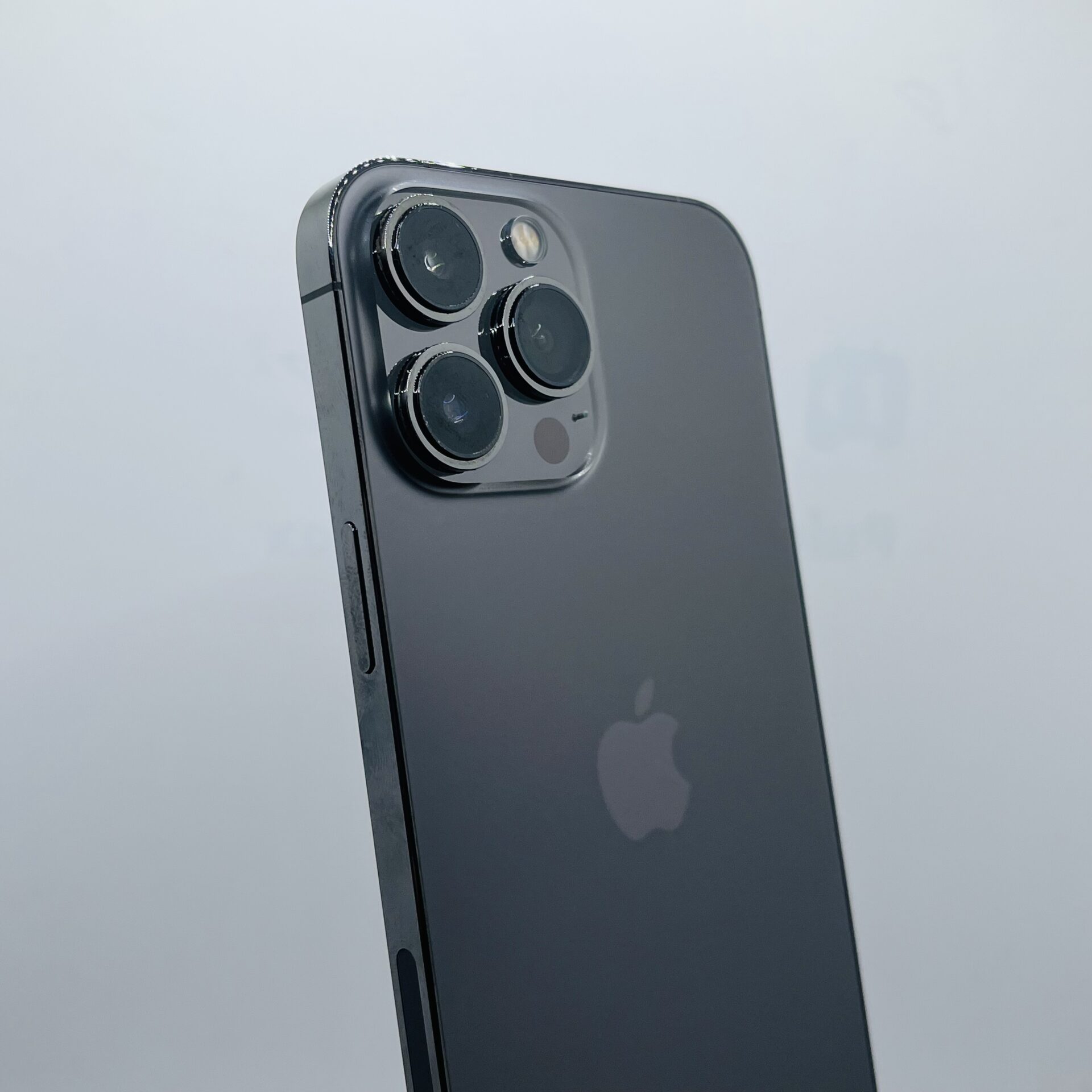 Apple iPhone 13 Pro Max 128GB Graphite - (Grade B) - Image 11