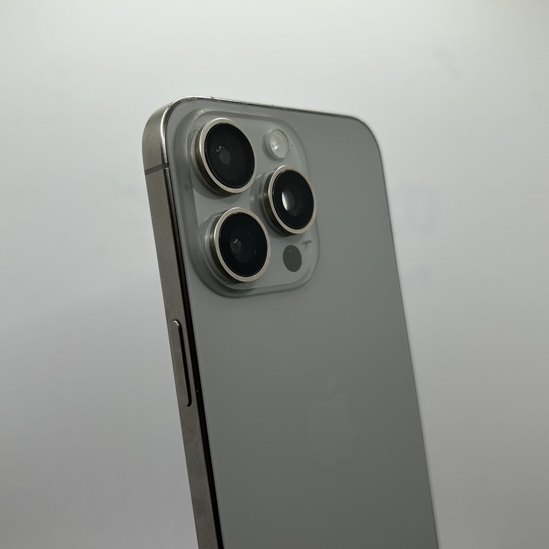 Apple iPhone 15 Pro Max 512GB Natural Titanium - (Grade B) No Face ID - Image 11