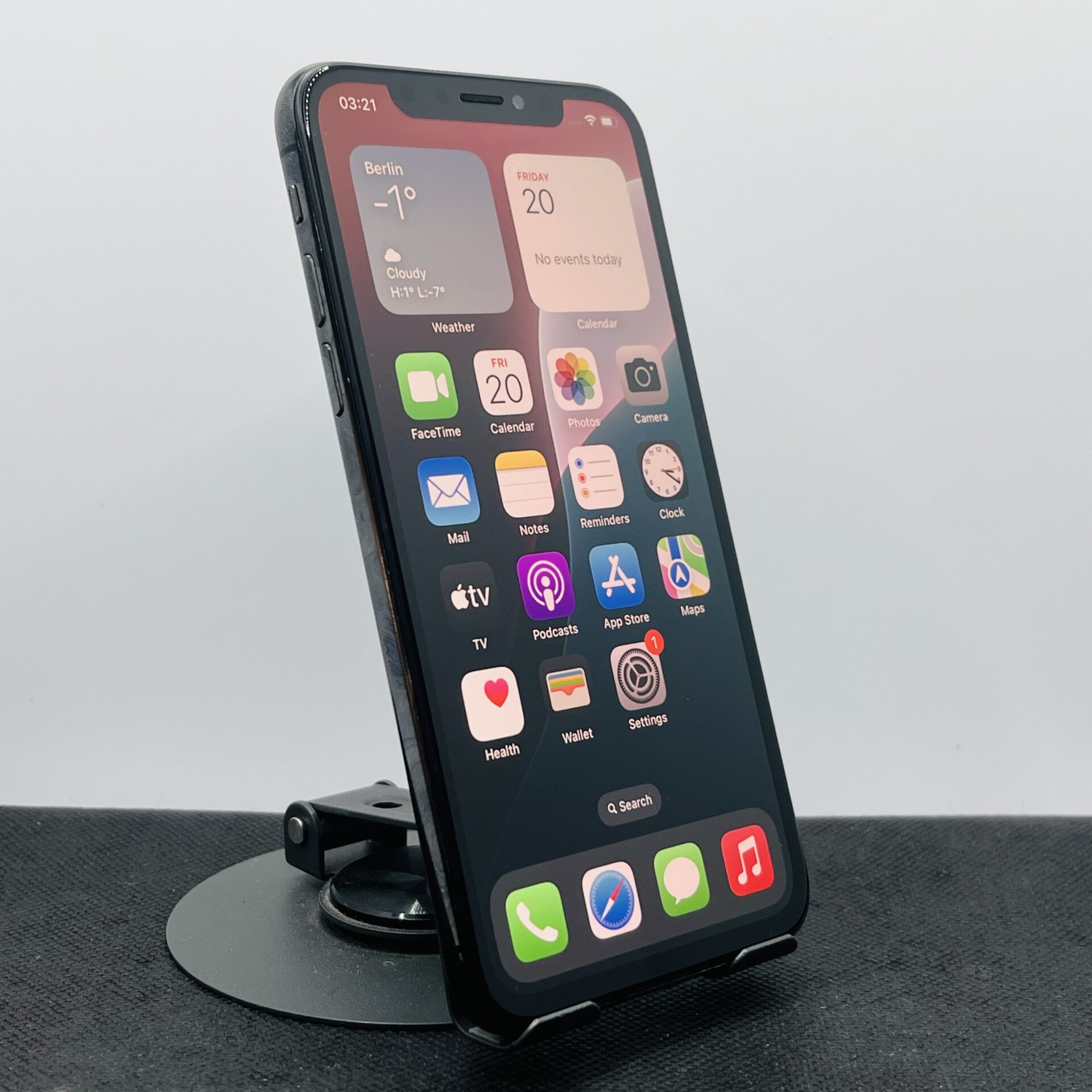 Apple iPhone XS 256GB Space Grey (Grade B) - Image 2