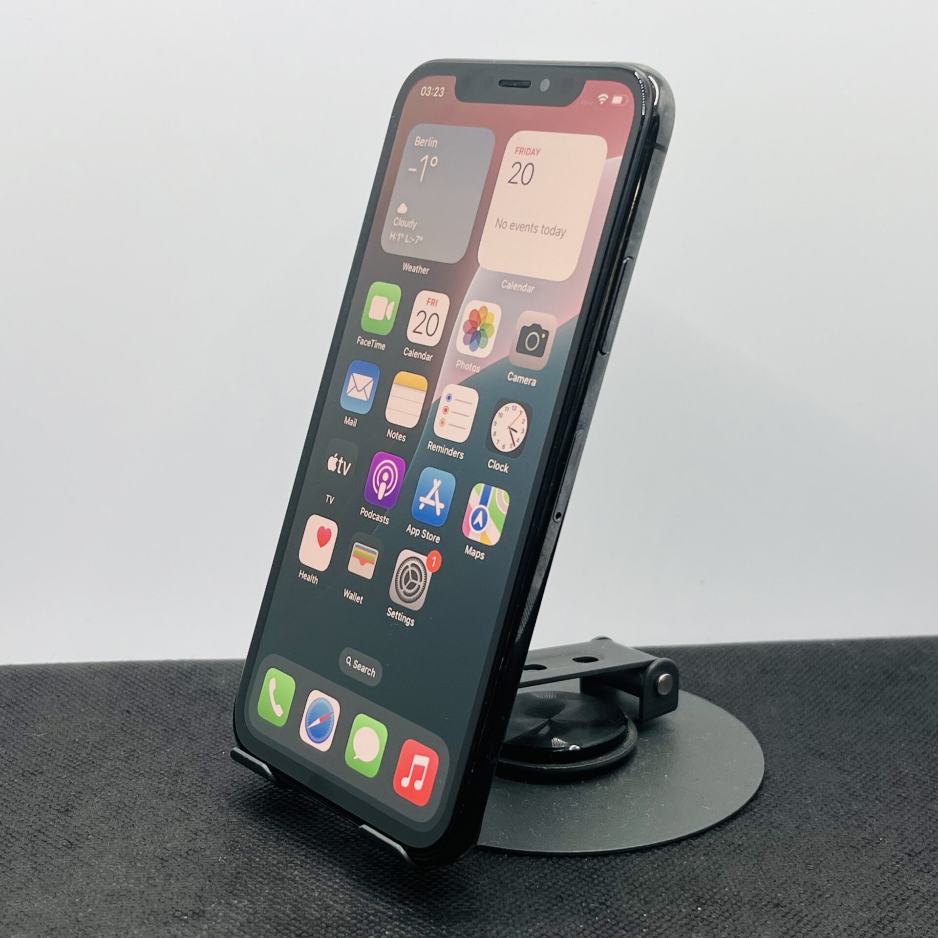 Apple iPhone XS 256GB Space Grey (Grade B) - Image 4