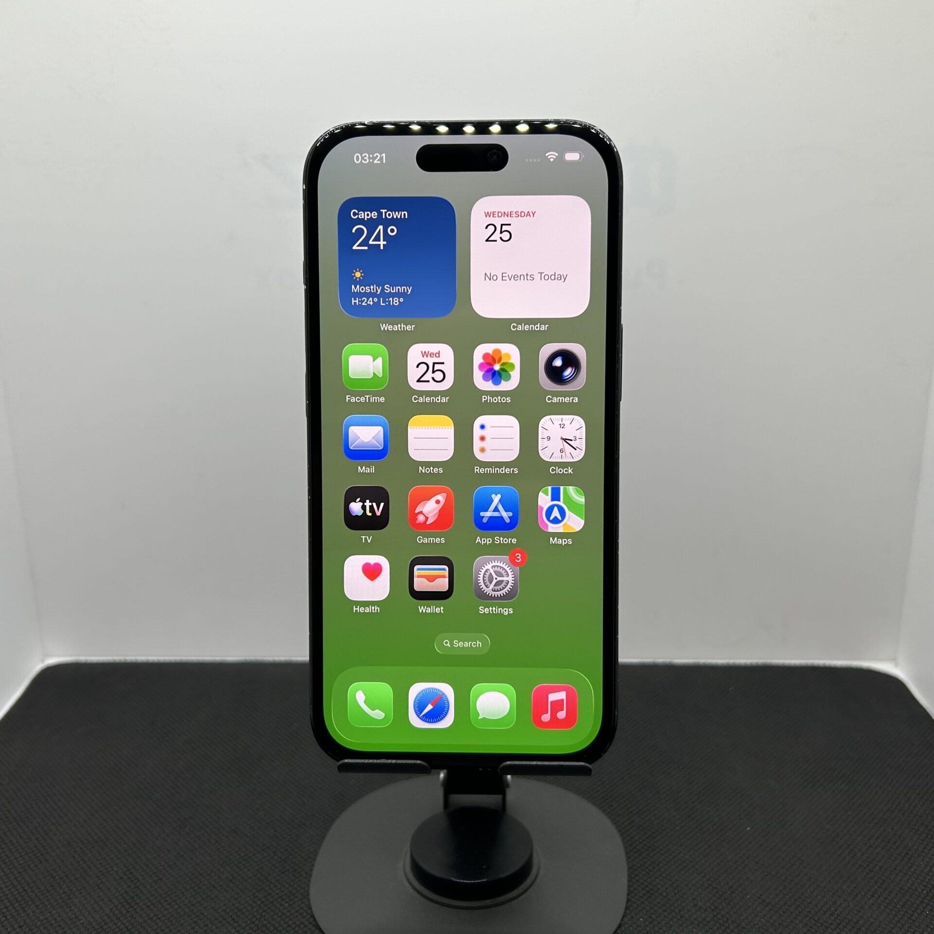 Apple iPhone 15 128GB Black - (Grade B) - Image 5