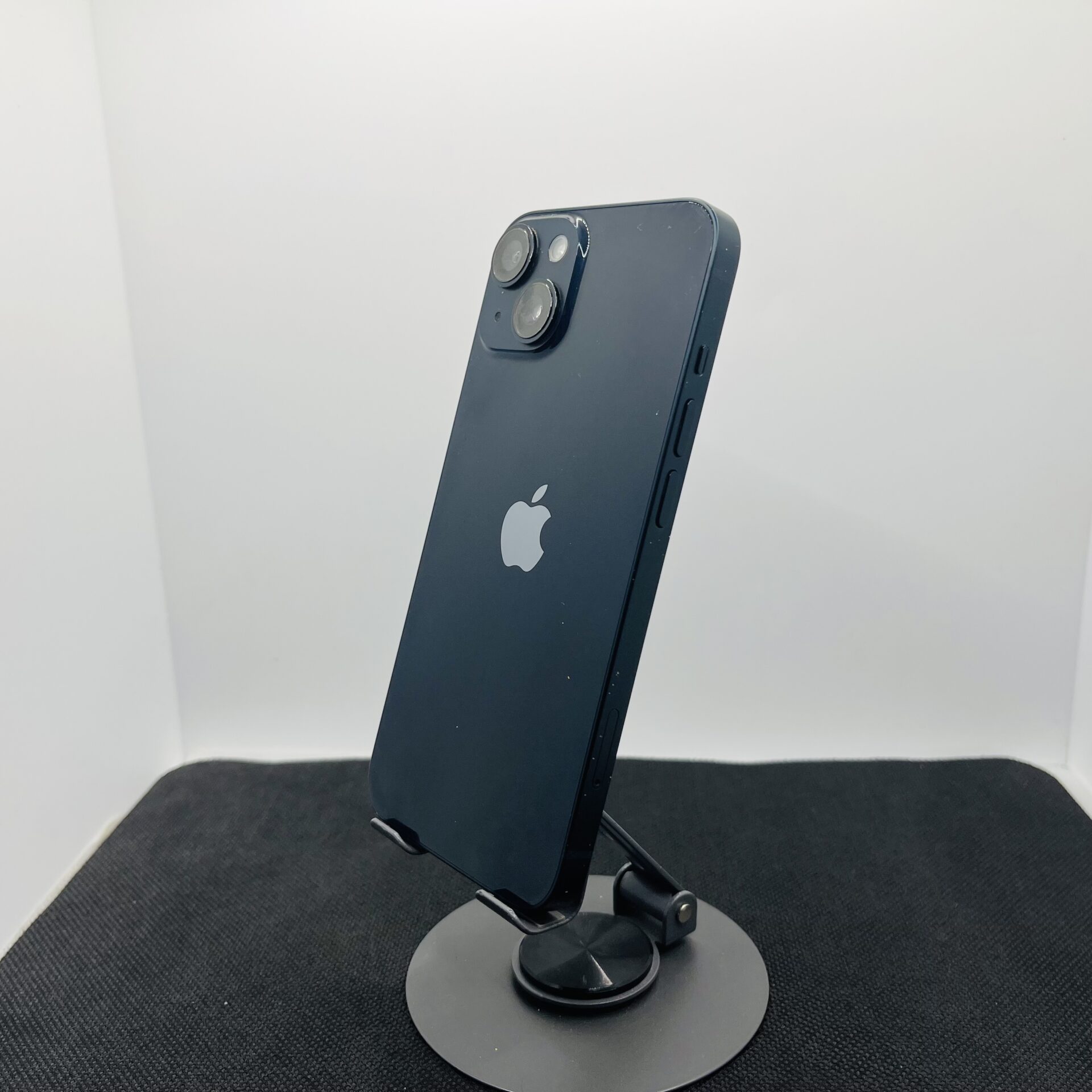 Apple iPhone 14 128GB Midnight – (Grade B) - Image 5