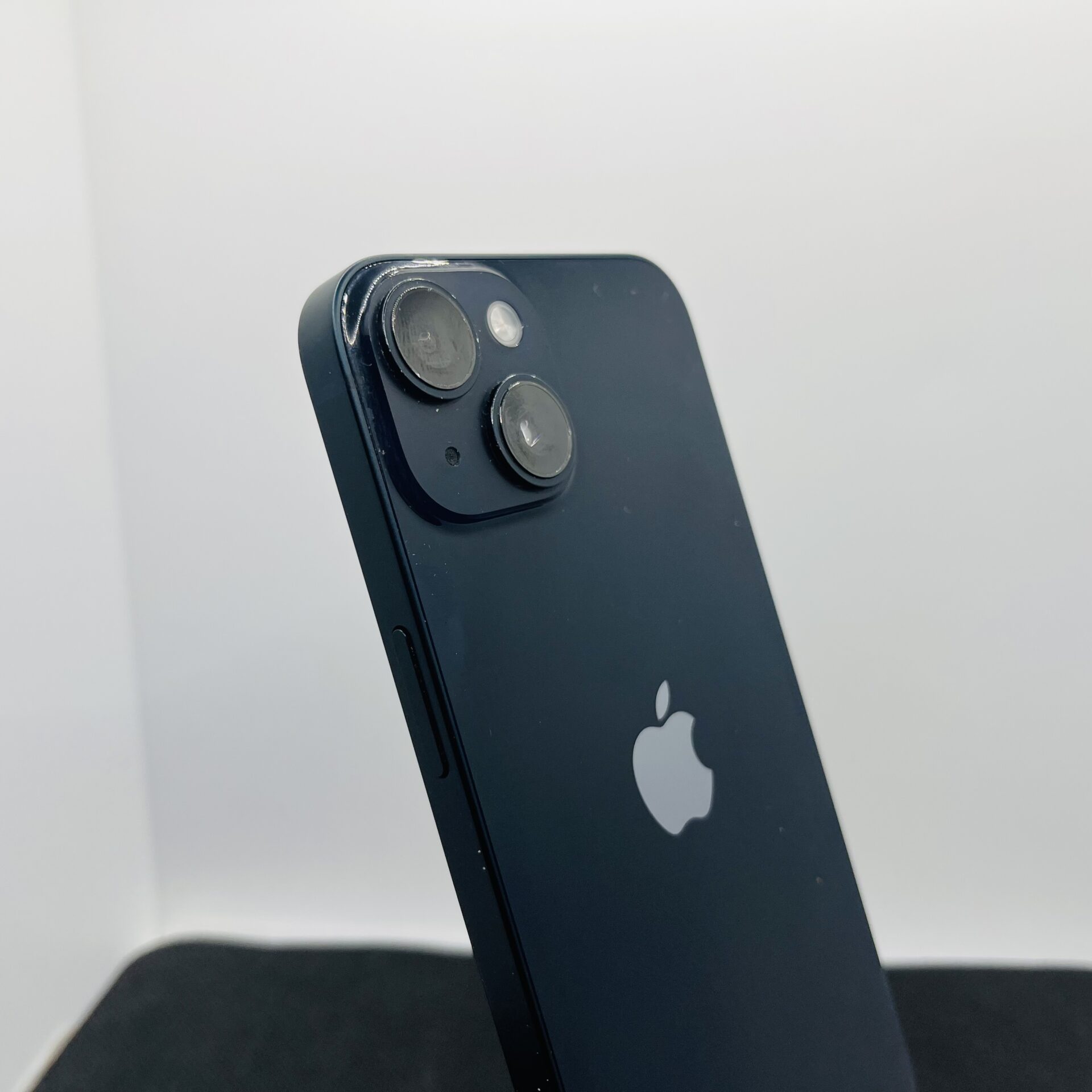 Apple iPhone 14 128GB Midnight – (Grade B) - Image 9