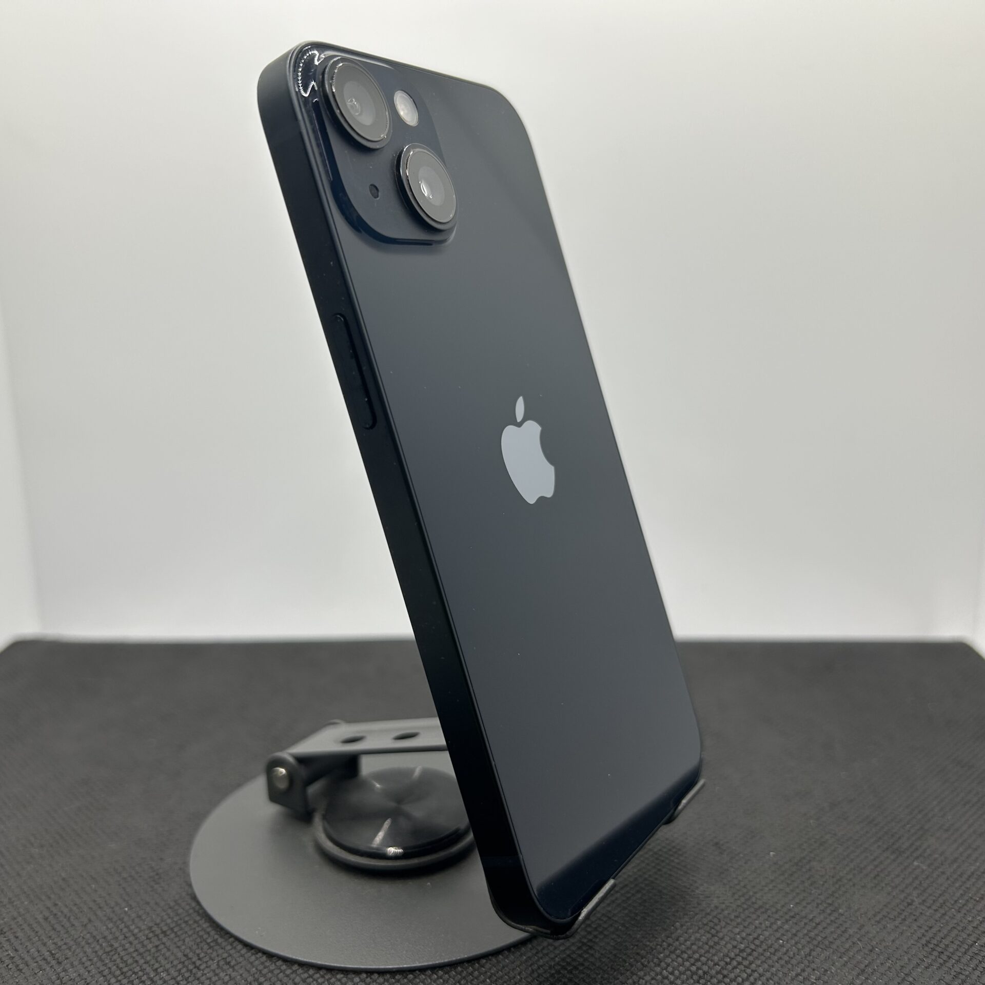 Apple iPhone 14 128GB Midnight - (Grade B) - Image 7